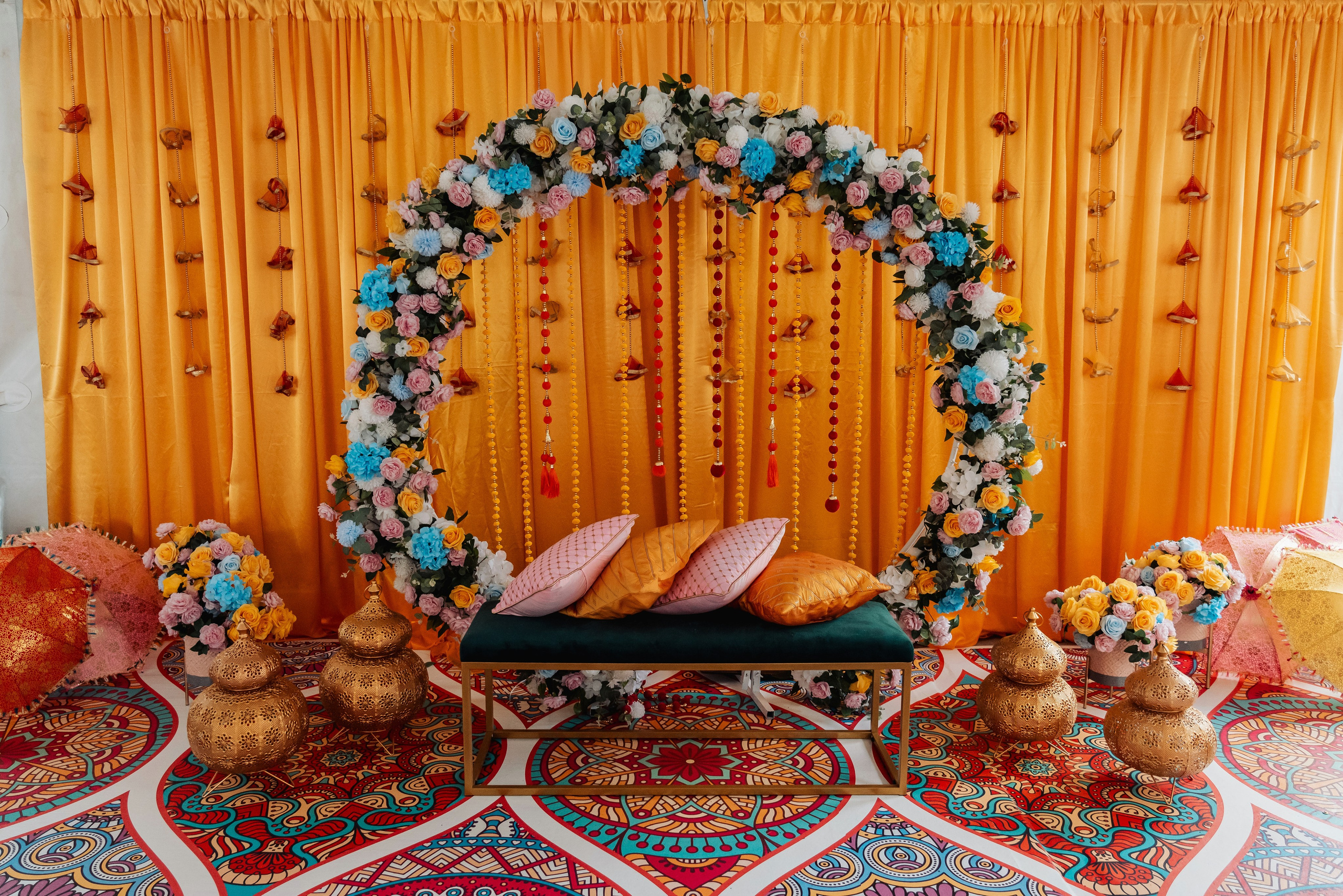 Gurchain & Tegvir. Wedding Photographer & Cinematographer studios