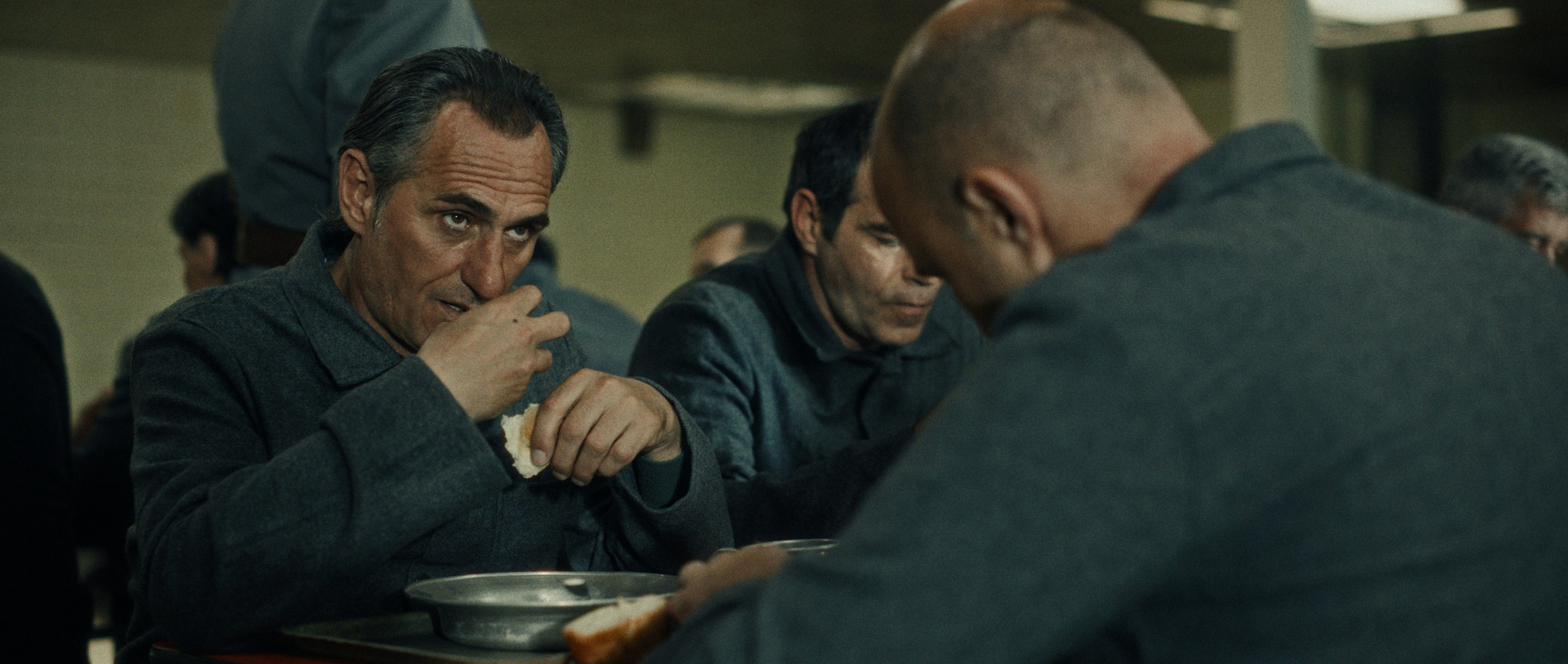 Ruski Konzul. Commercial and studio photographer in Belgrade