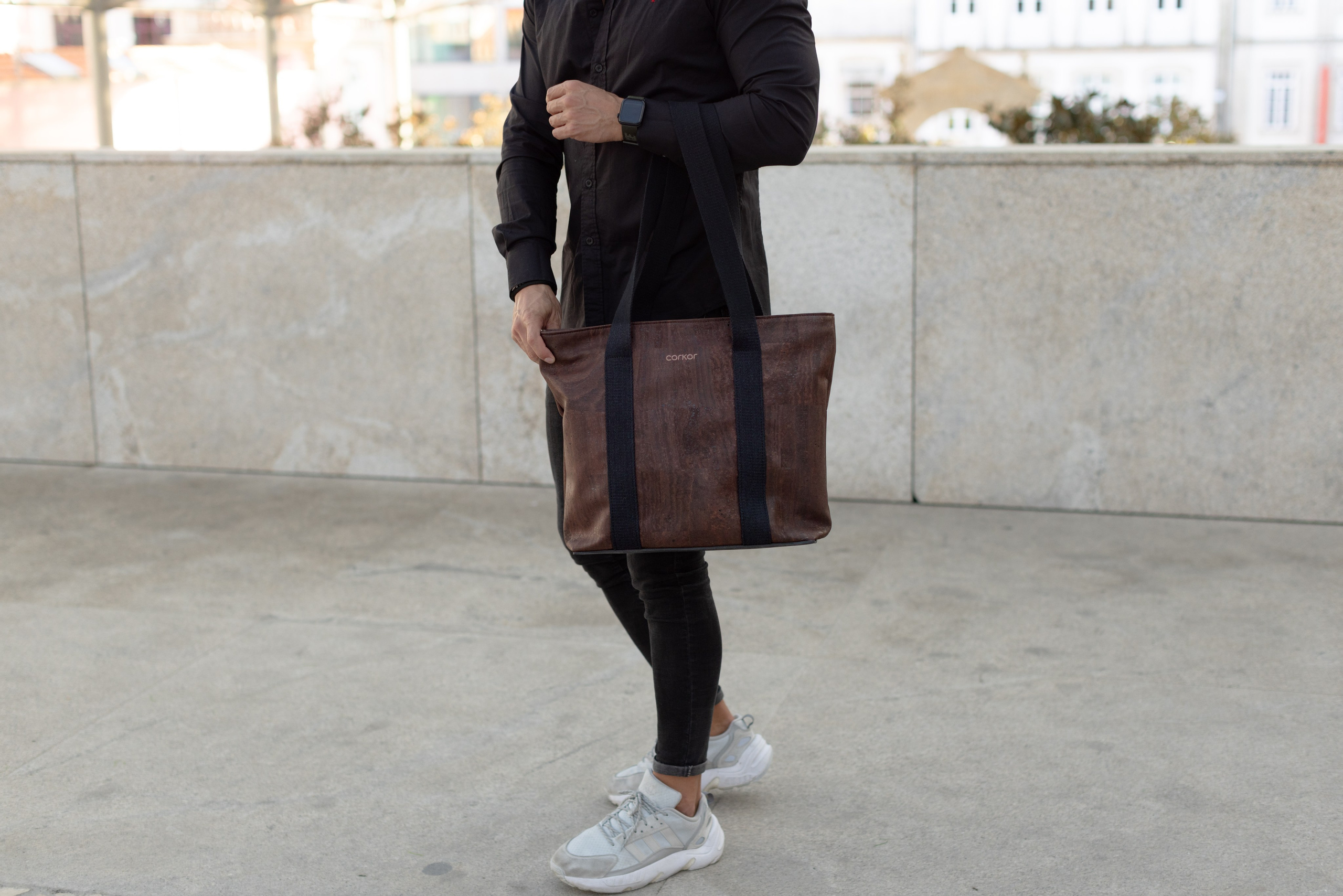 CORKOR. ESTUDIO DOZE