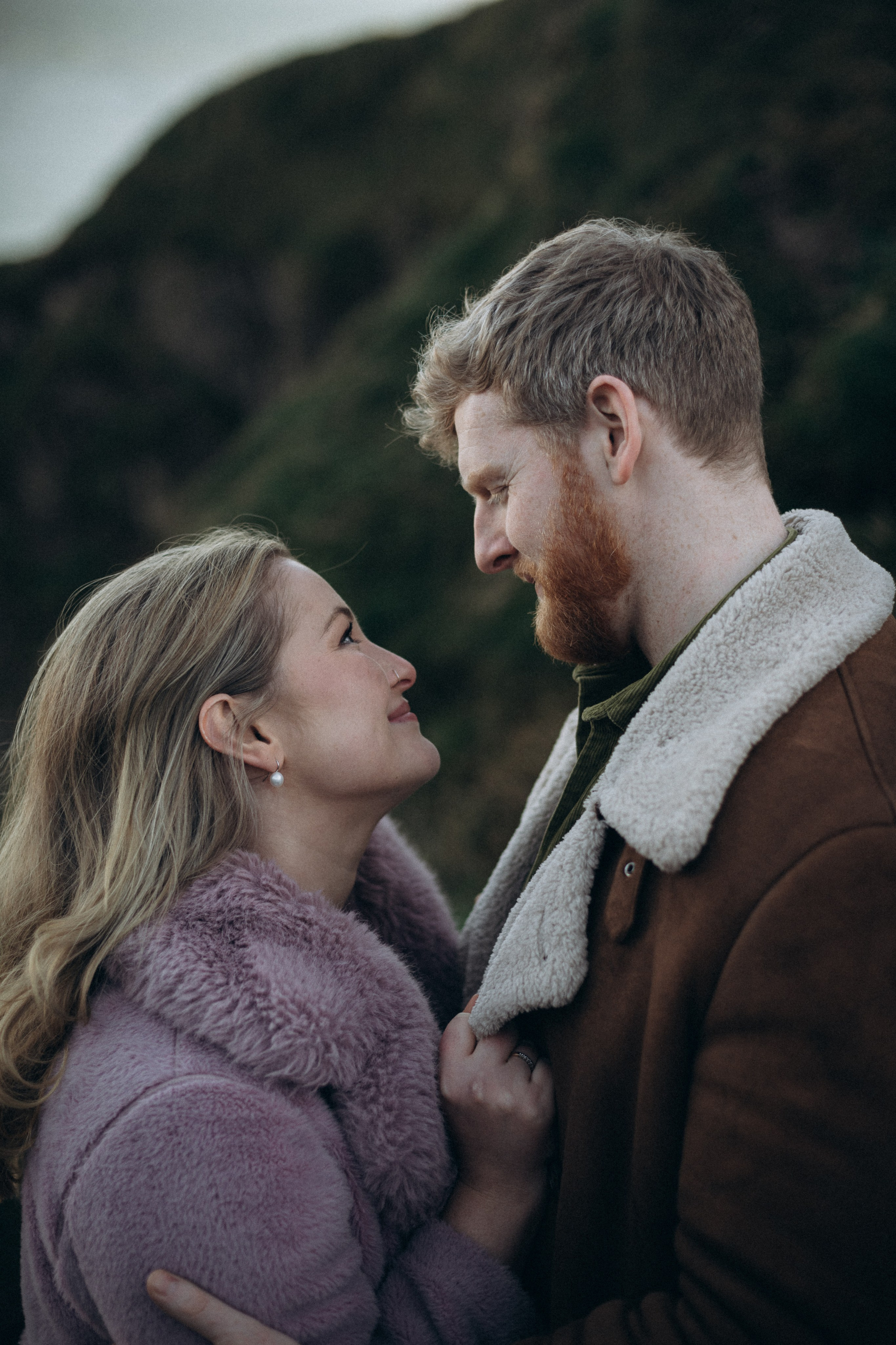 Howth cliff photoshoot. Wedding & Family photographer in County Donegal and Dublin, Ireland