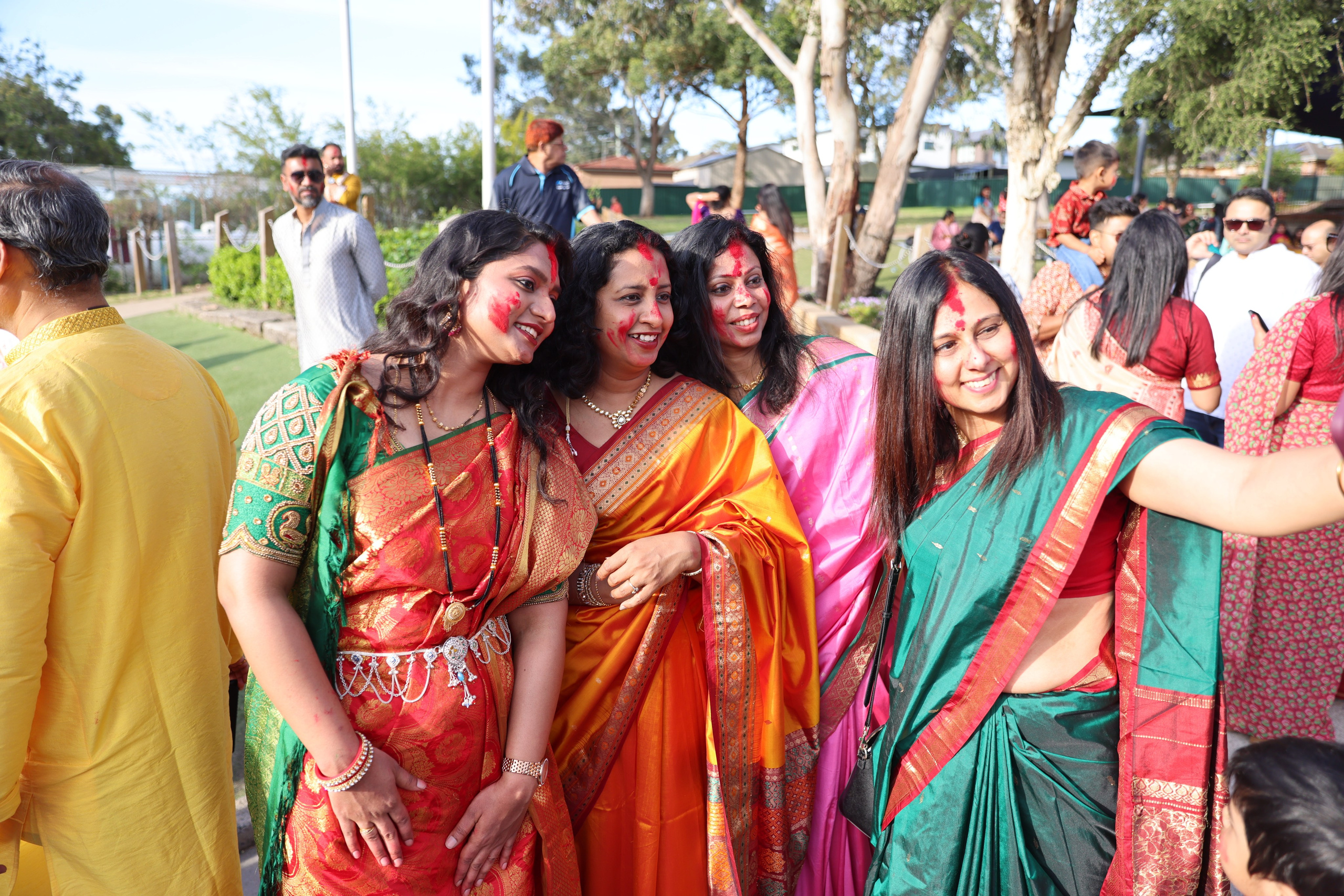 Arohan Sydney. MHCreative is family-oriented photographer based in SYDNEY