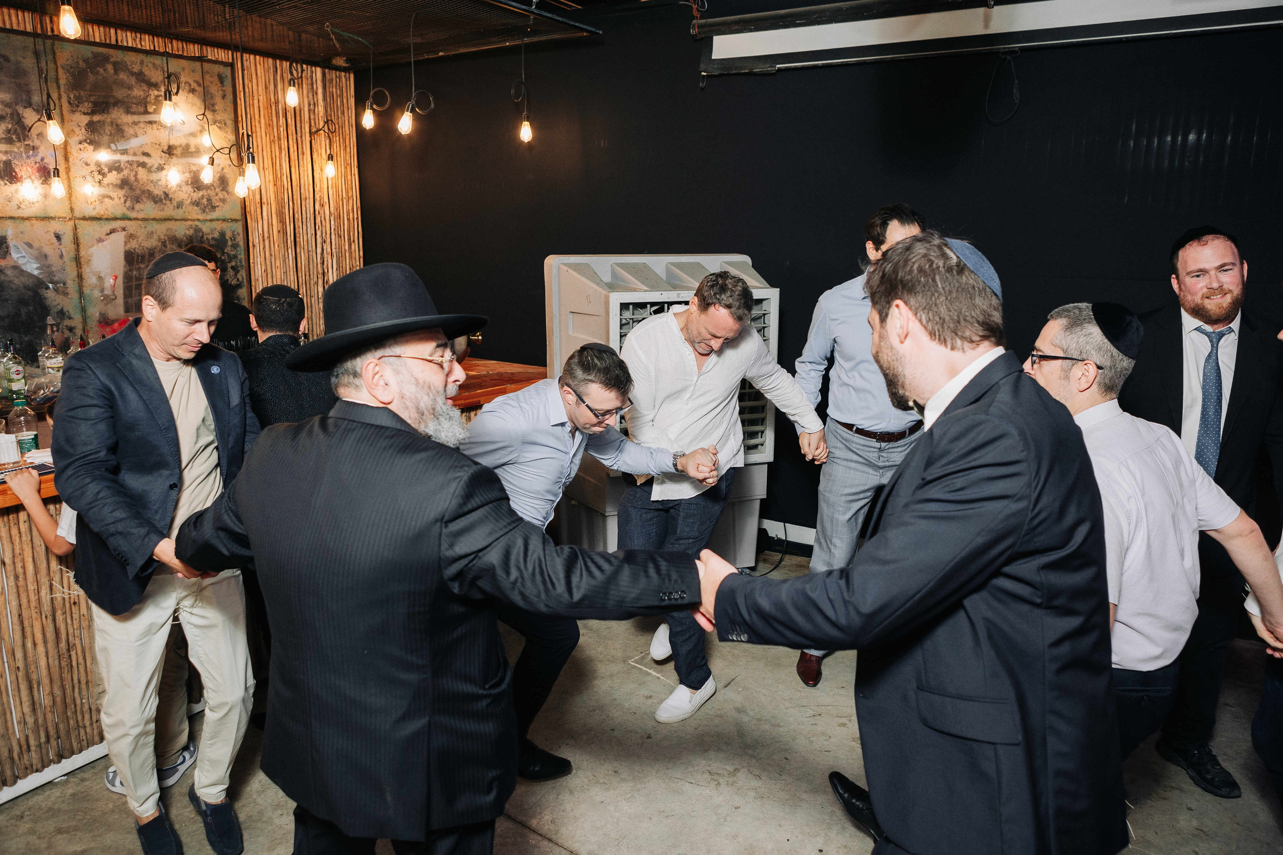 WEDDING OUT OF CITY. PHOTOGRAPHER IN ISRAEL