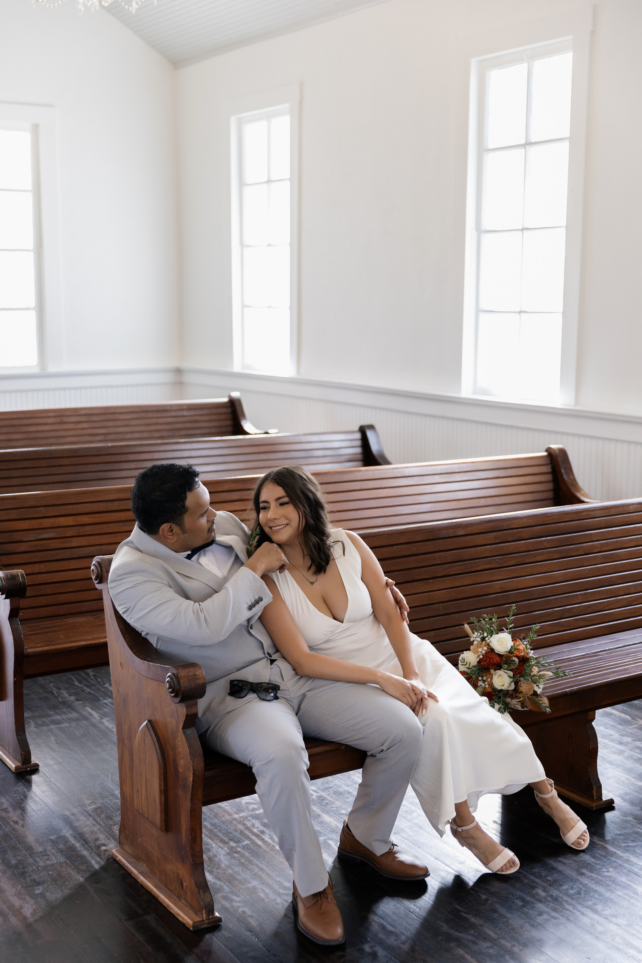 Micro wedding of Leslie and Garrick. Winter Park. Photographer Anastasia Nagibina