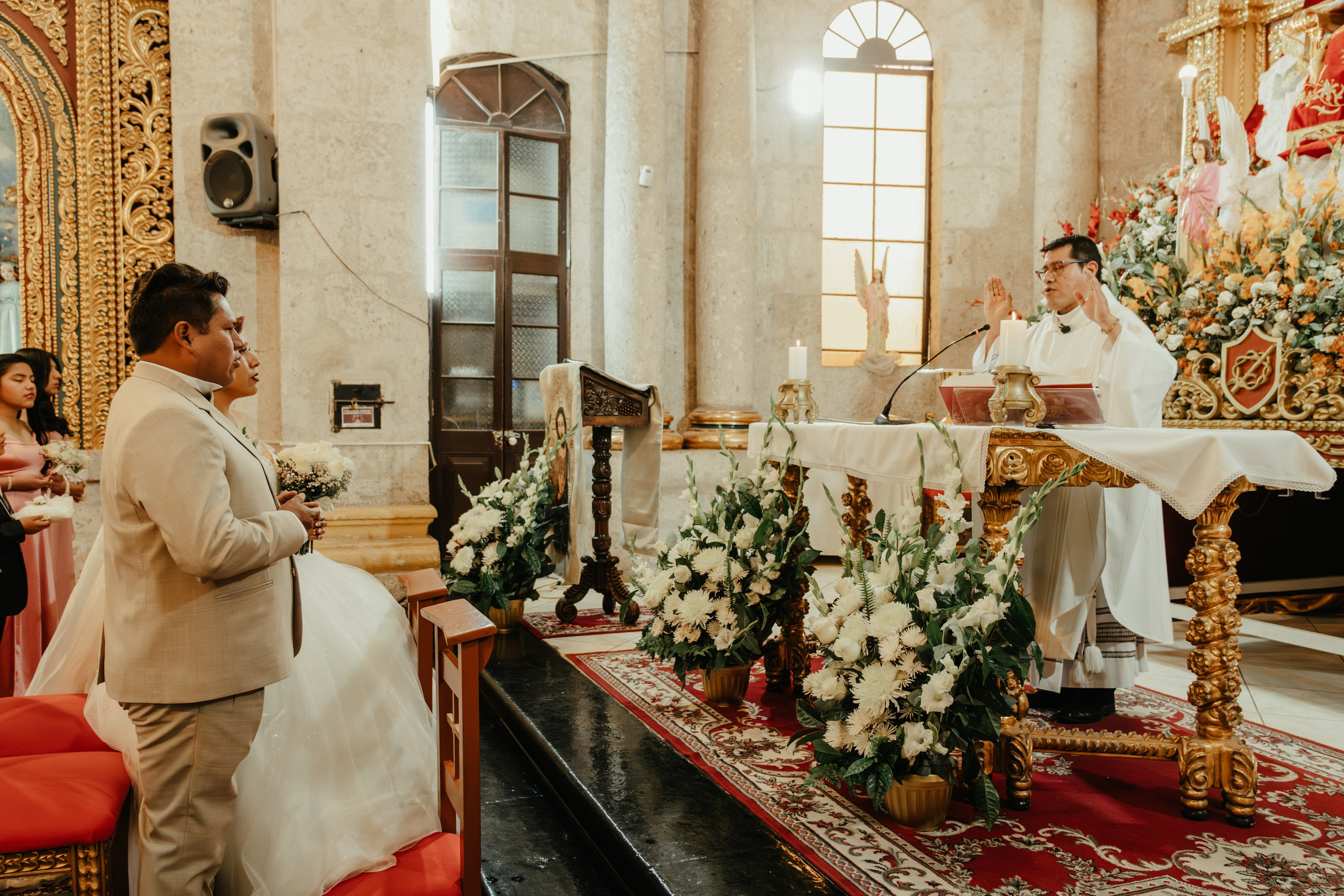 VANESSA + FRANKLIN BODA RELIGIOSA. Studio KVTA | Fotografía y Video de Bodas en Arequipa