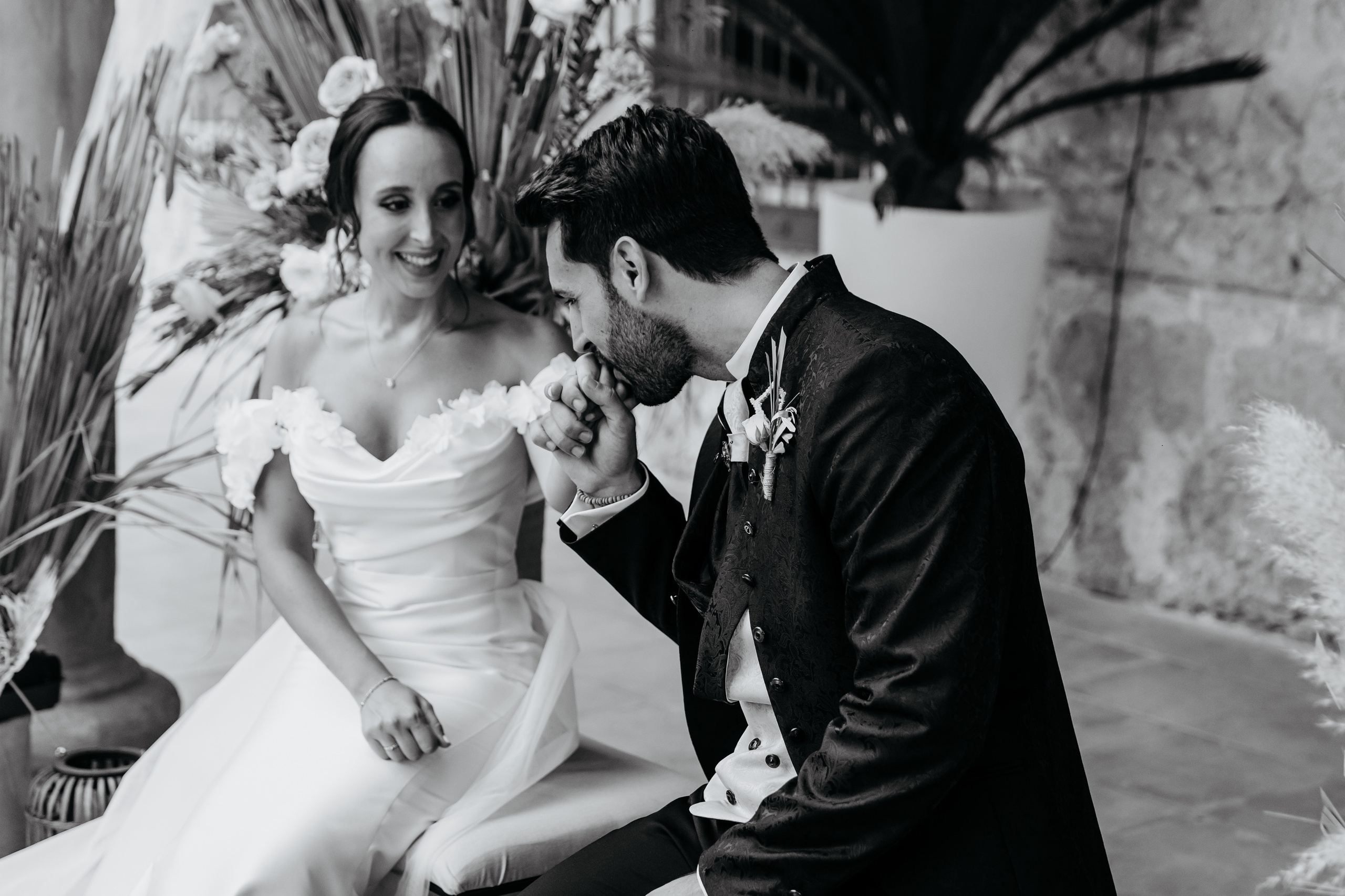 Víctor y Carmen. Ramoné Fotografía · Fotógrafo de Bodas en Alicante, Murcia y Valencia | Reportaje Natural y Documental