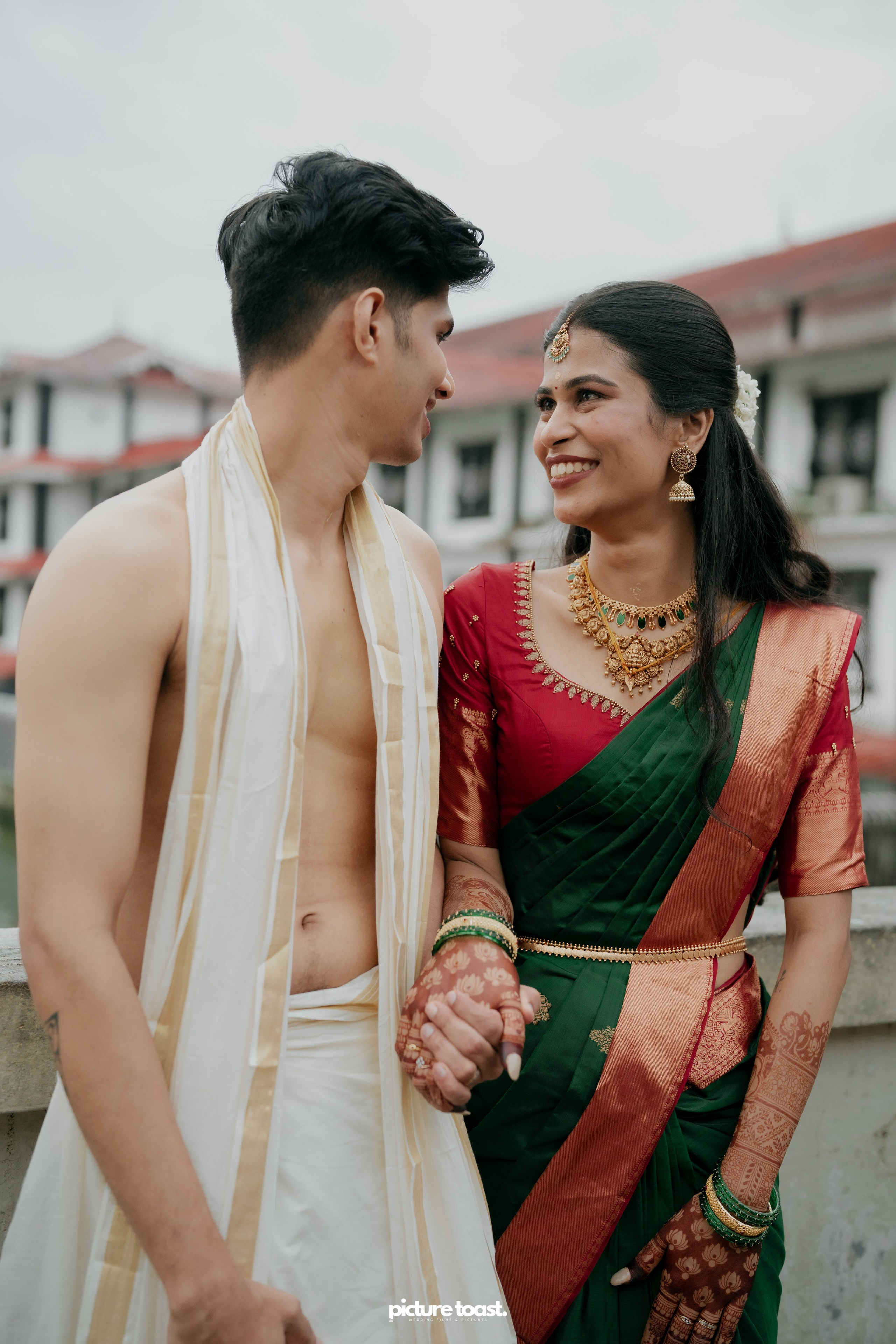 Guruvayur Wedding Ft. Athira & Abilash. Fine art Wedding Photographers in India & Canada