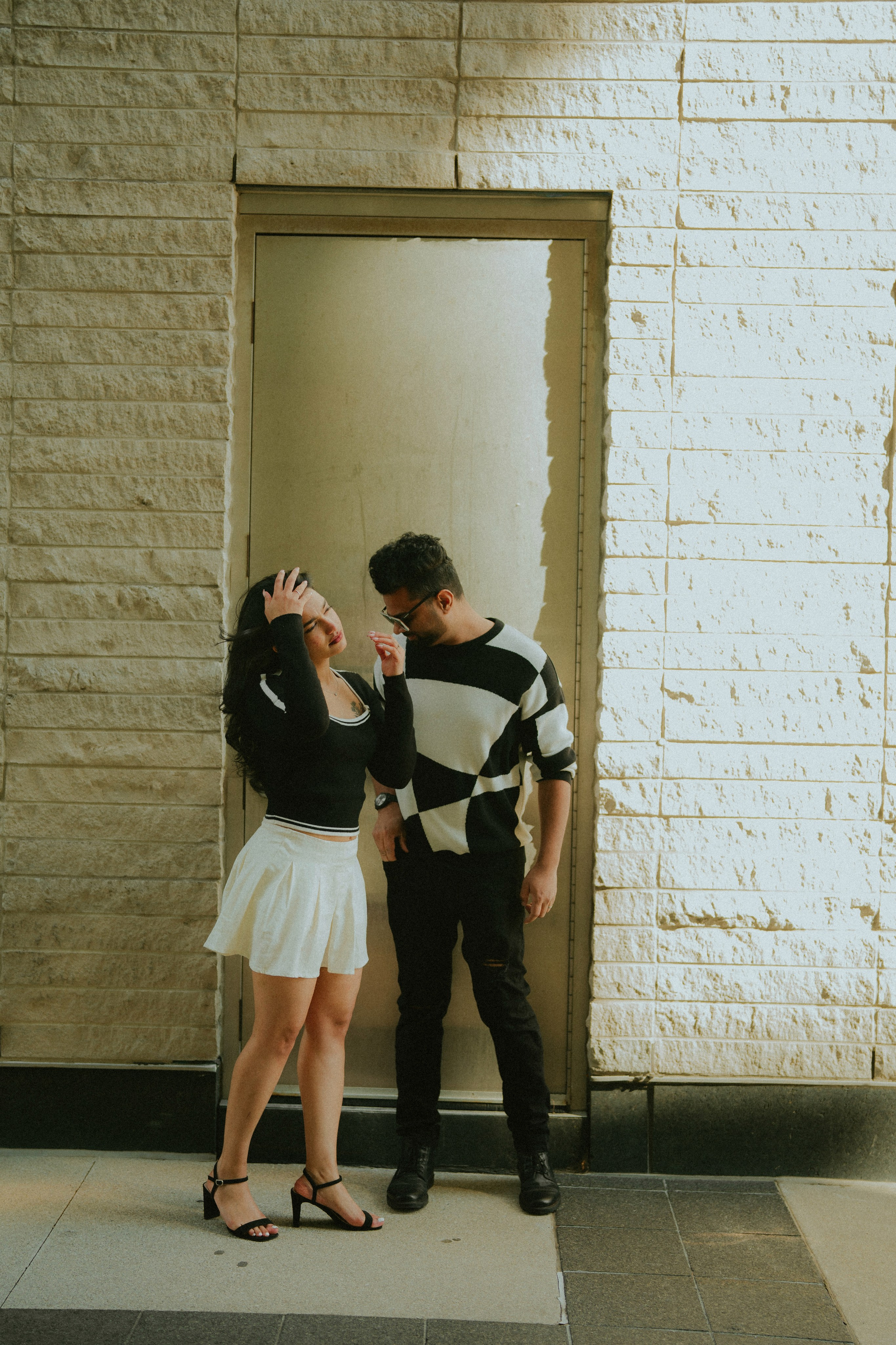 Downtown Romance at Toronto. Fine art Wedding Photographers in India & Canada