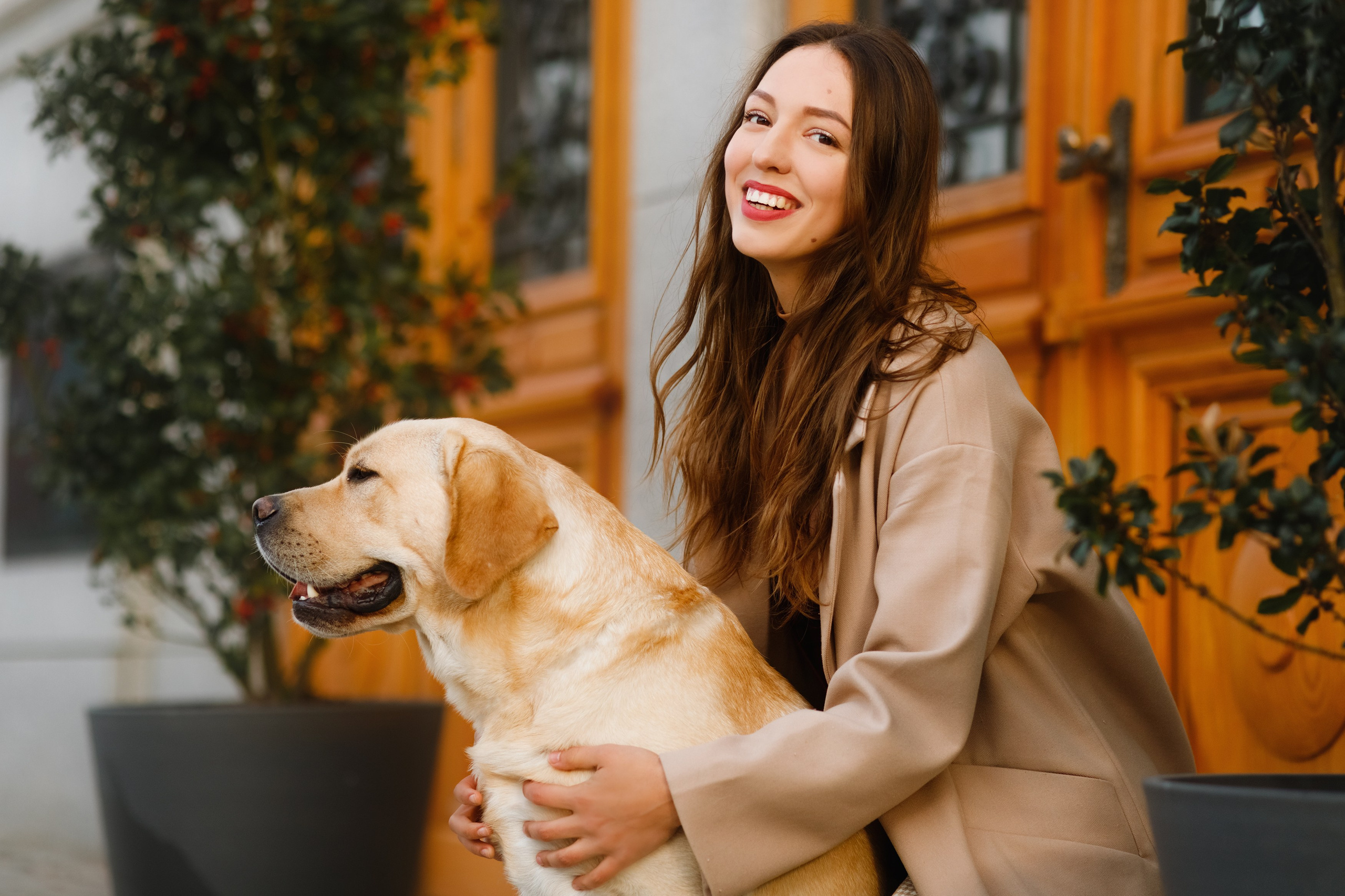 Katya & labrador. Kaja | fotograf psów we Wrocławiu