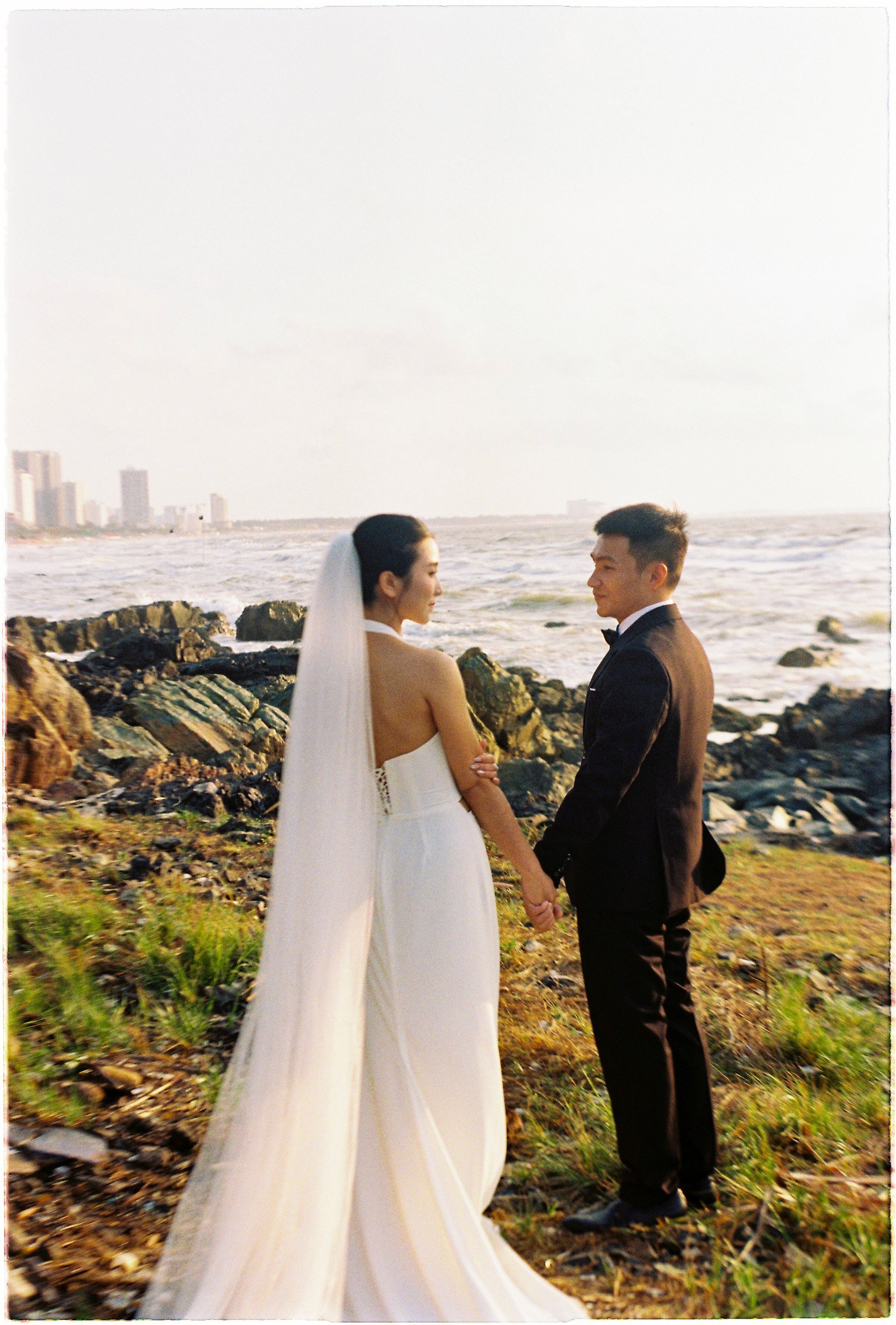 HIEU & KIEU_FILM 35MM. WEDDING PHOTOGRAPHER IN VIETNAM