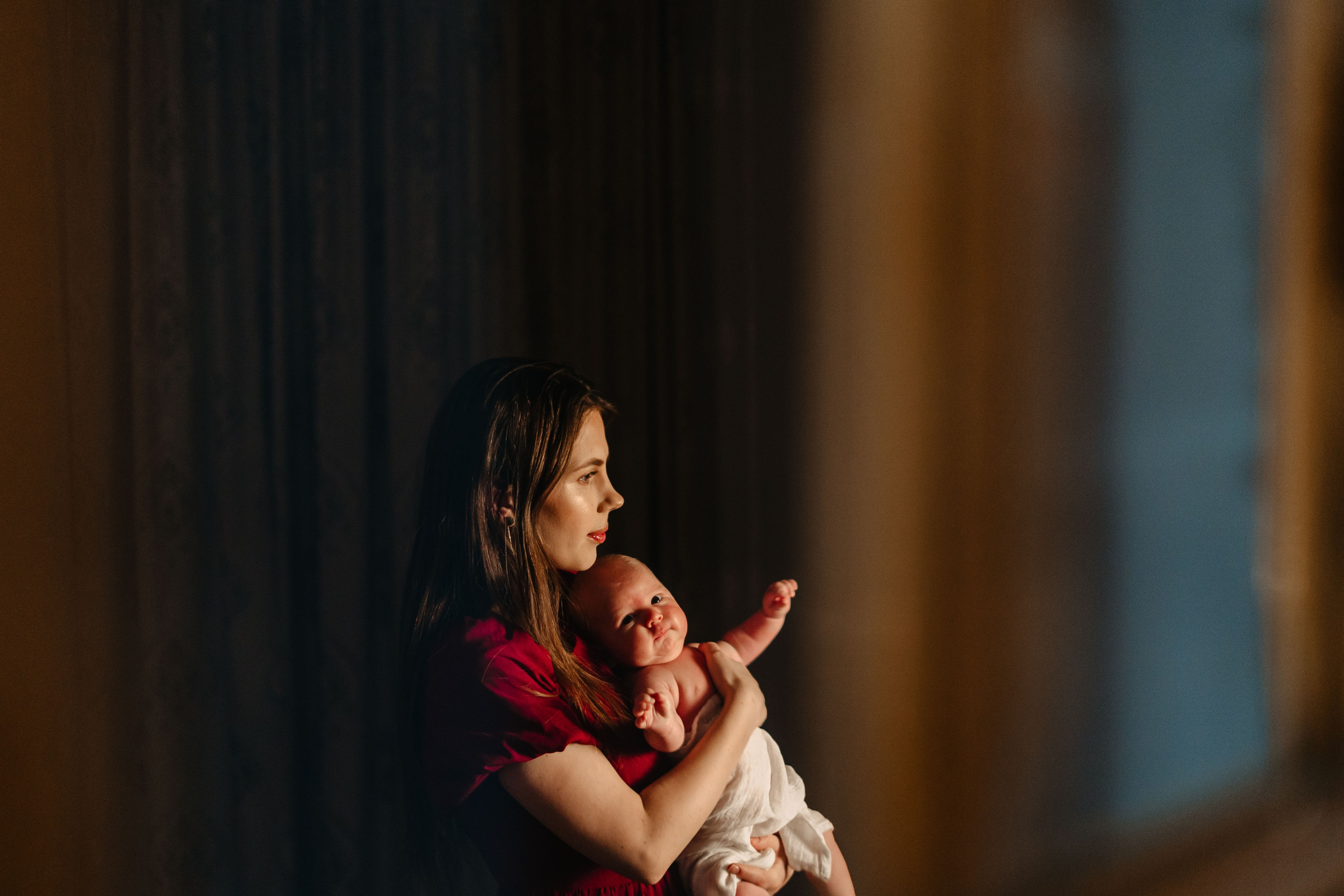 Newborn Family Shooting. Foto-Video Nunta Iasi, Suceava, Bucuresti / Disponibilitate 2025 — 2026 — 2027