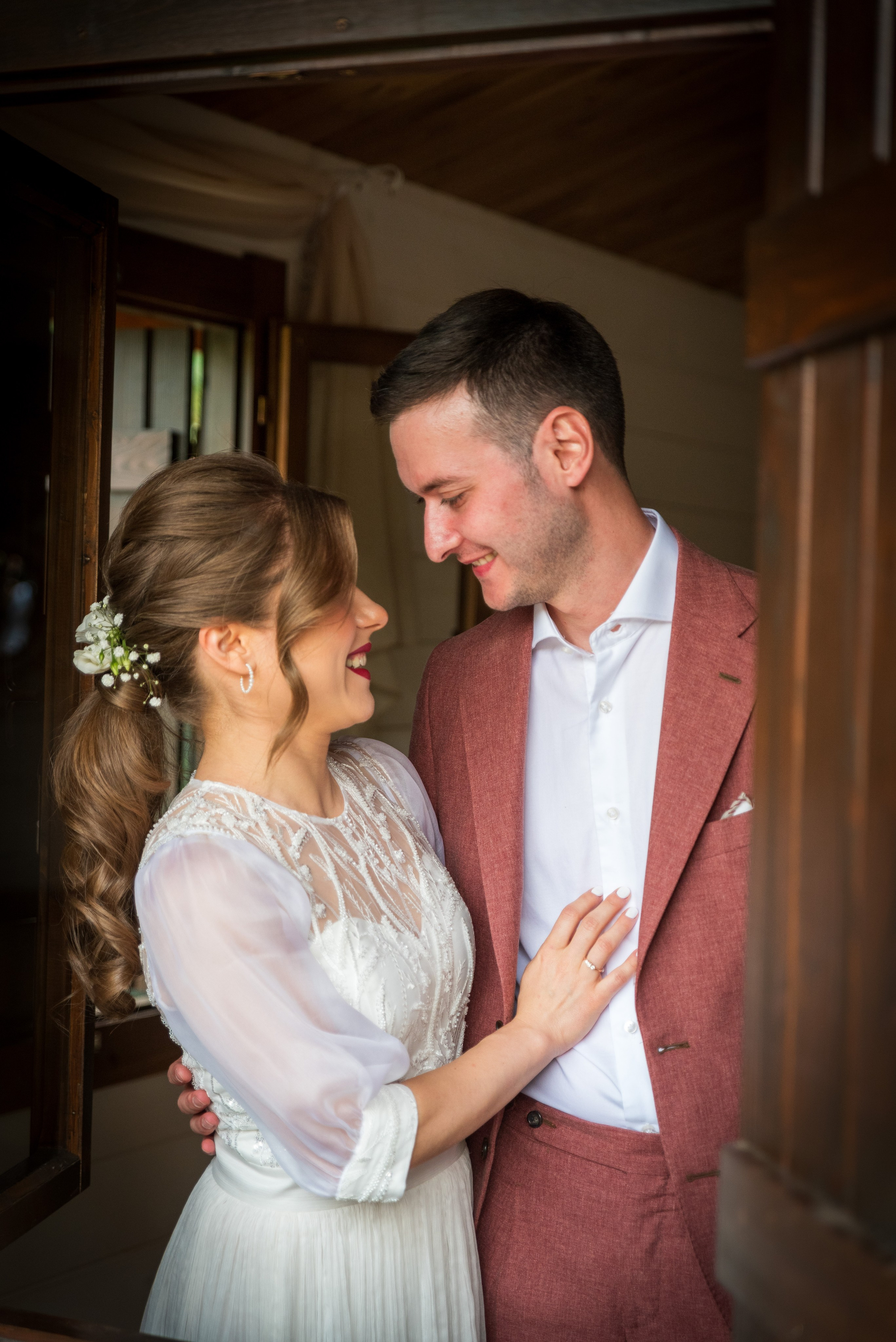 Blissful Garden photo session, wedding photos, Comana wedding photographer, Blissful Garden, wedding photos from the photo session, bridal posing, customs, professional wedding photography