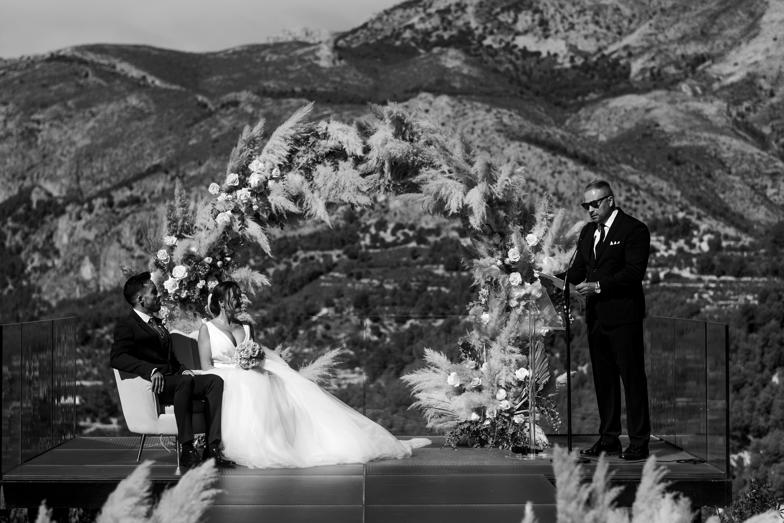 Dasha & Ister. Vivood Landscape. Paola fotógrafo / videografo de bodas en Barcelona