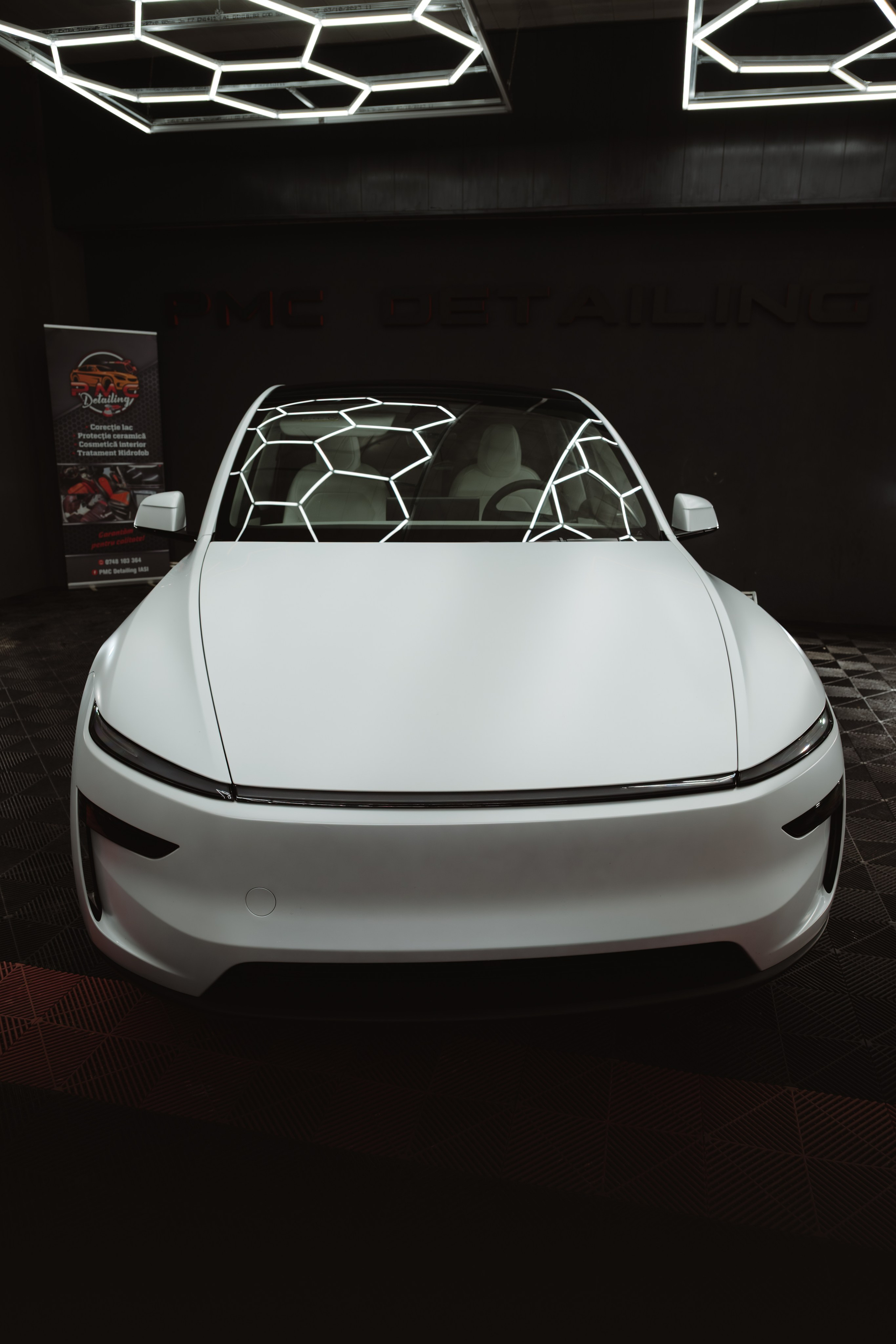 Tesla Model Y (PMC Detailing). Adrian Visovan - Fotograf Iasi