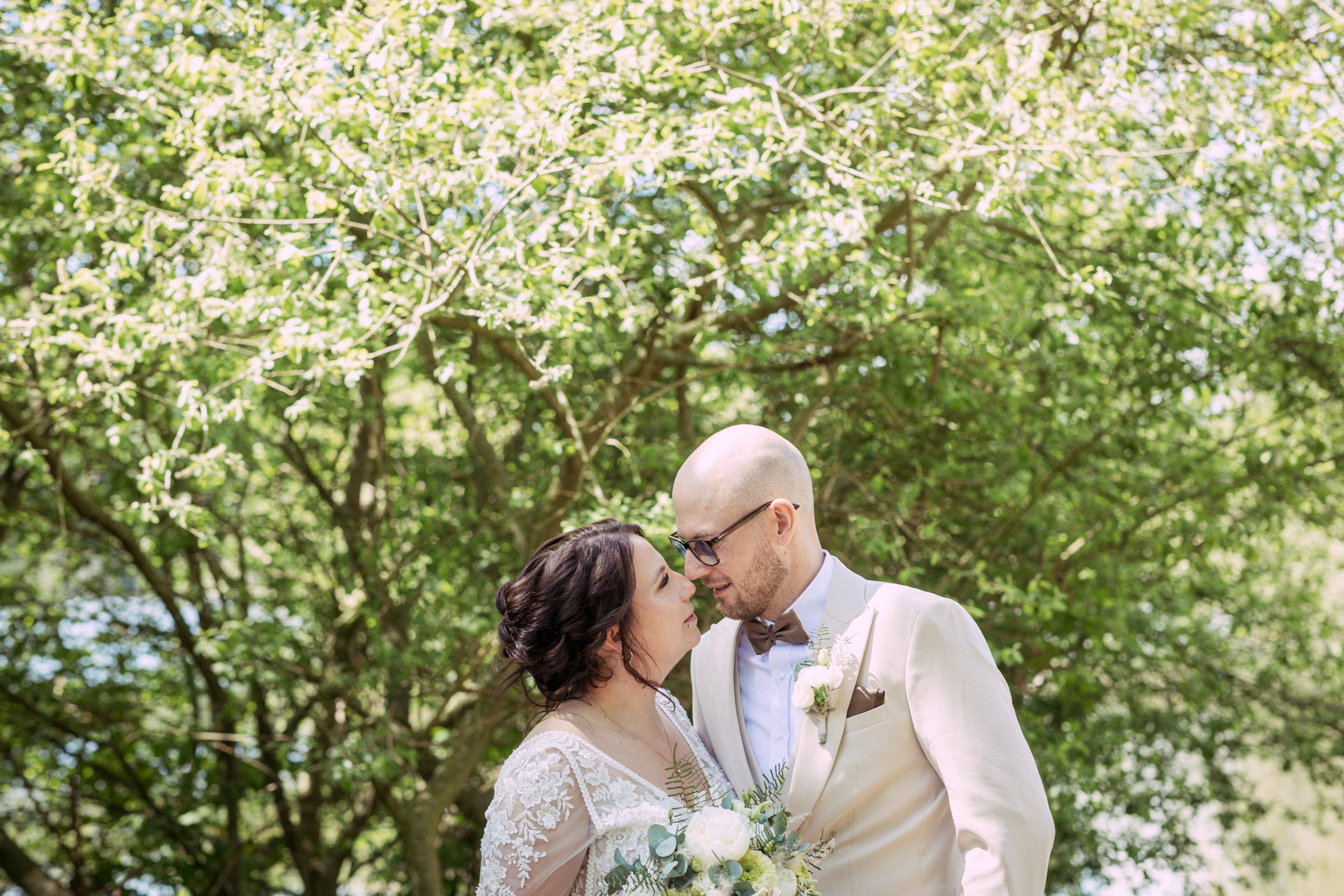 Standesamt Herford & Hücker Moor Teich – Natürliche Hochzeitsfotos & Emotionale & Reportagen. Hochzeitsfotografin in Gütersloh | Authentische Hochzeitsreportagen | TK Photographie