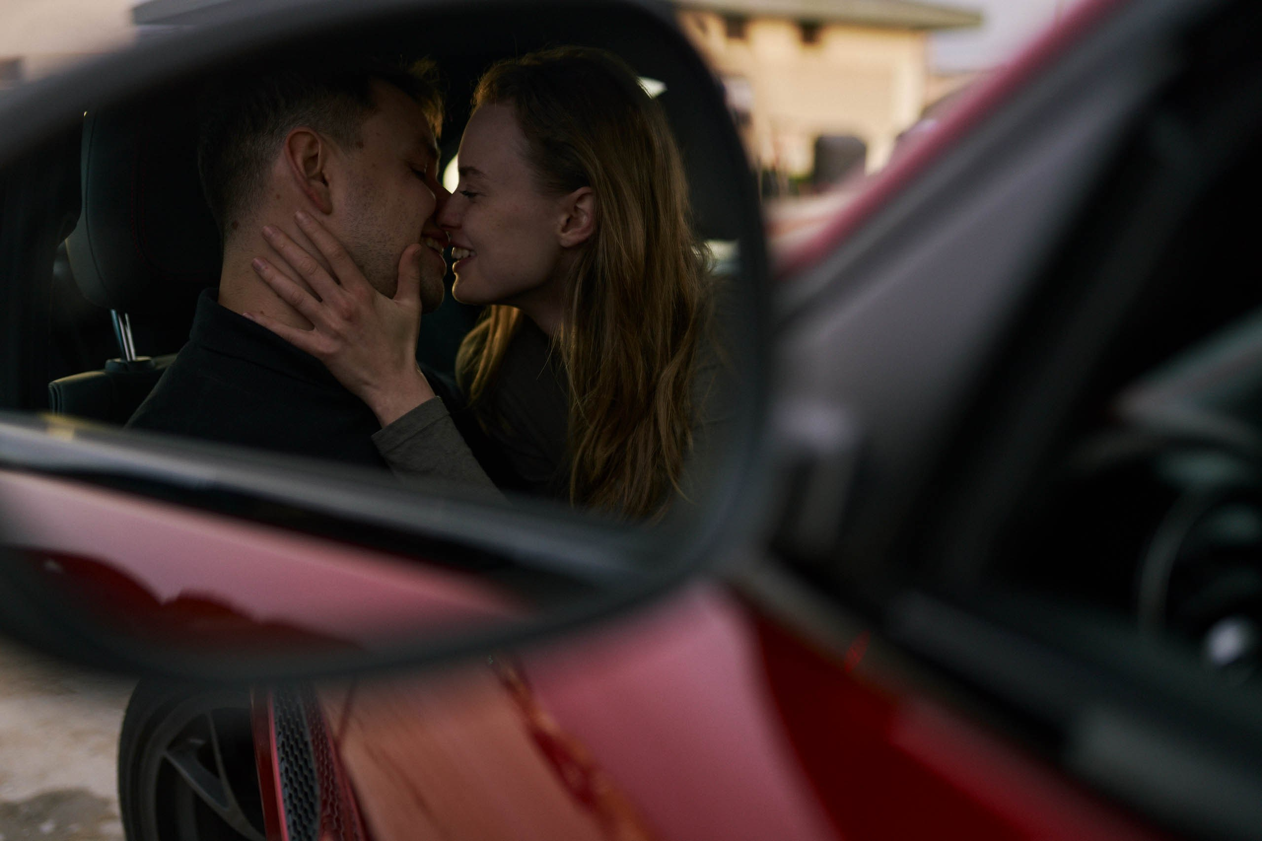 Ocean Beach Couple Photoshoot in San Francisco — Candid Lifestyle Sunset Session by Bay Area Life Studio. Bay Area Life | Event, Wedding & Commercial Photography Agency