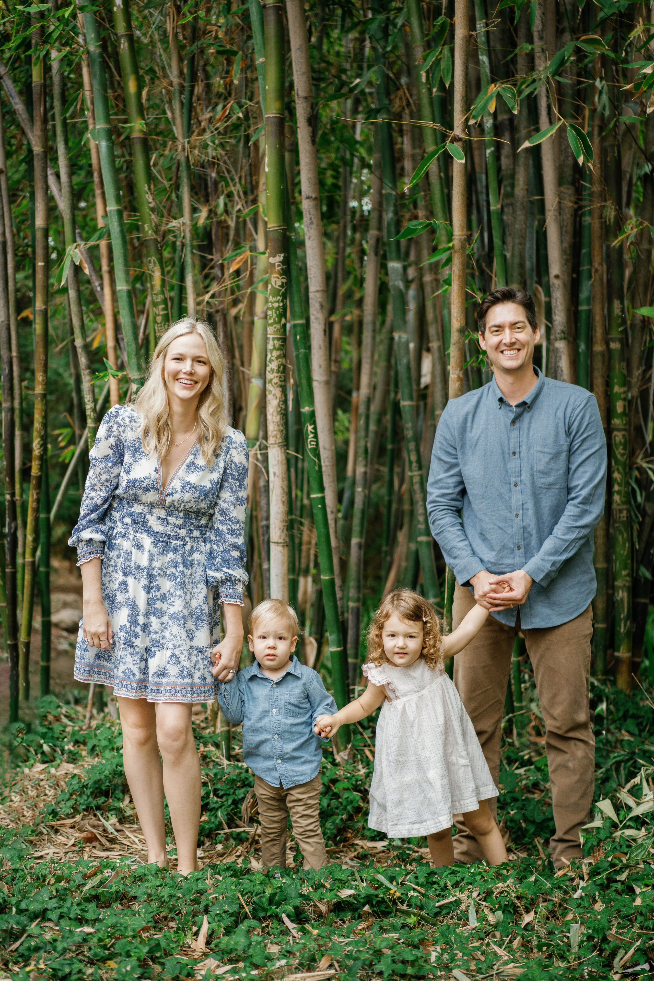 Fullerton Arboretum, California Family Photoshoot. Wedding Photography & Videography Team in California, Los Angeles, San Francisco, San Diego and Travel