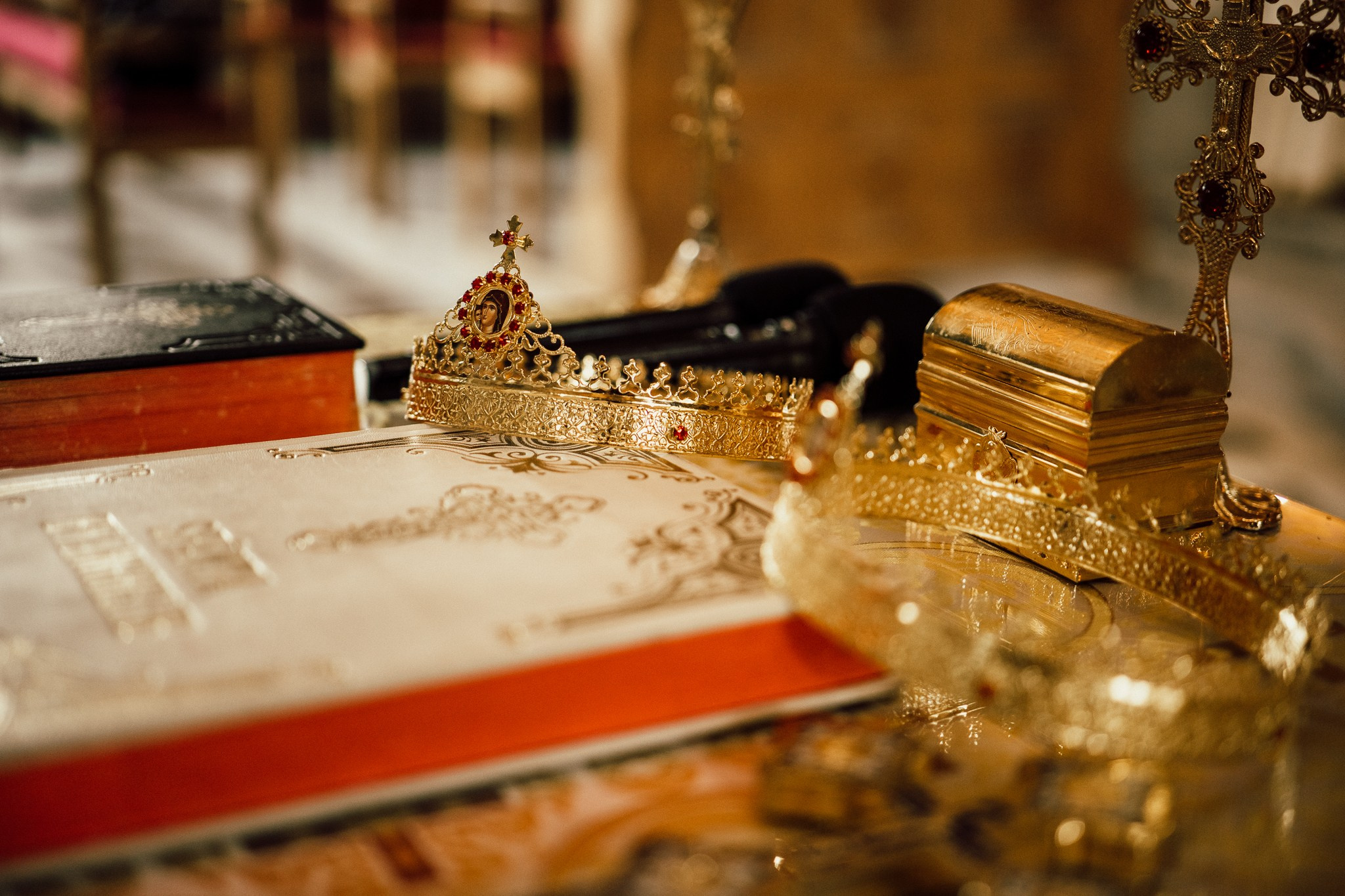 Fotografii de nuntă la Muzeul de artă Cluj-Napoca. Horatiu Fat: Fotograf si Videograf Profesionist Nunta Cluj-Napoca