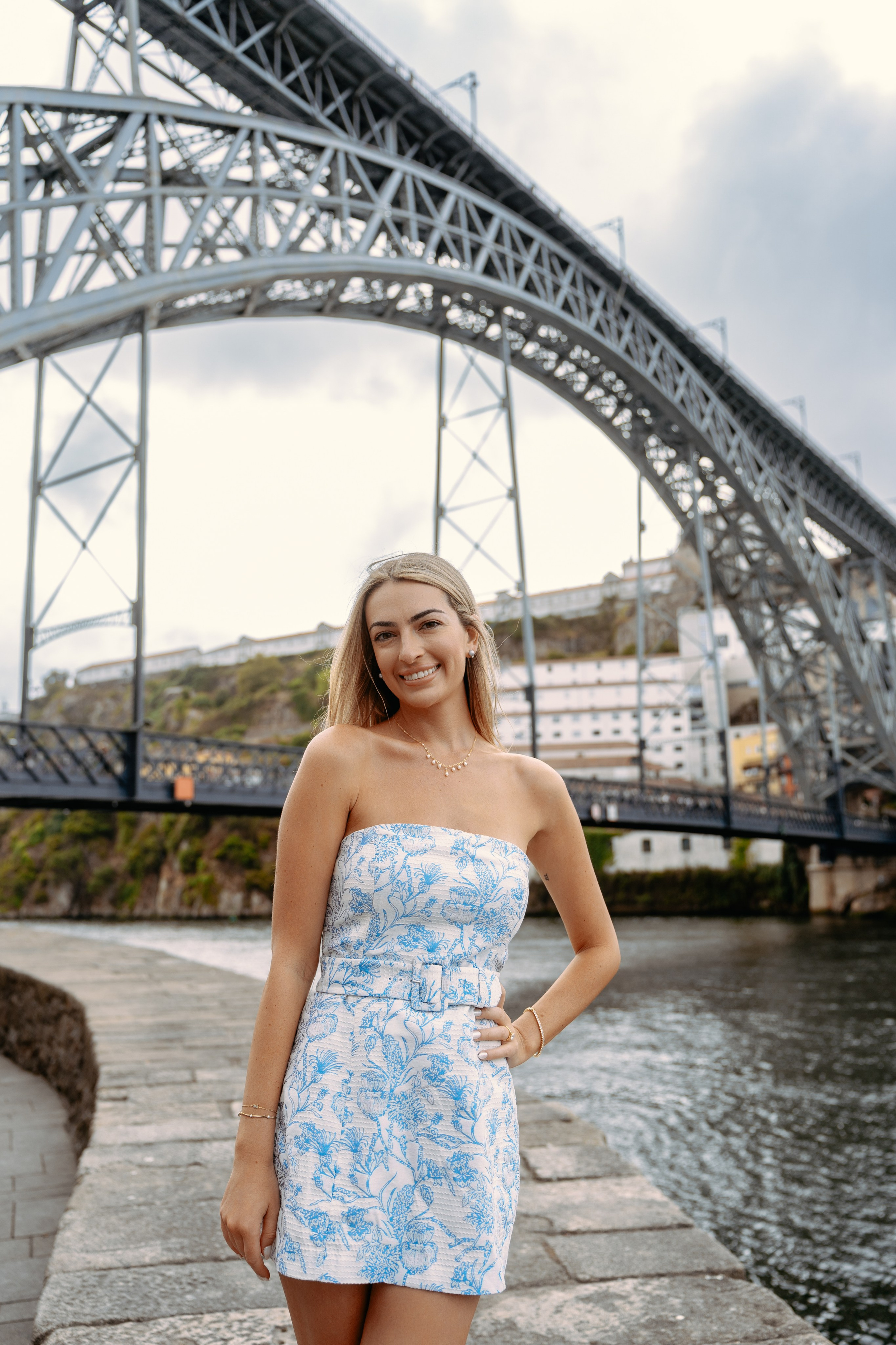 LOVE STORY IN PORTO. Sessões de fotos e vídeos, tours fotográficos em Portugal — WePortugal