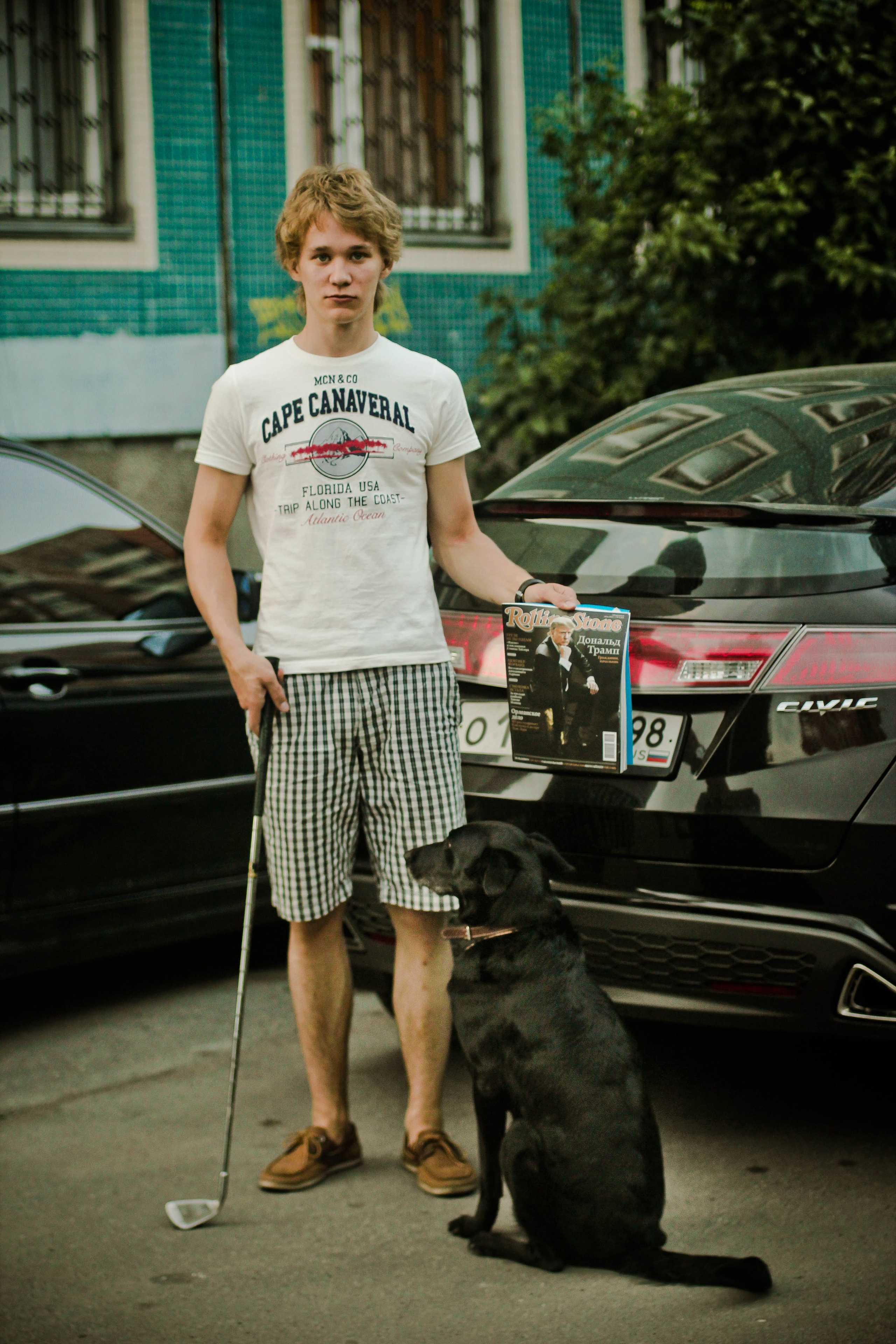 2011. Стрит-фотография, полная абсурда, идиотизма и красоты