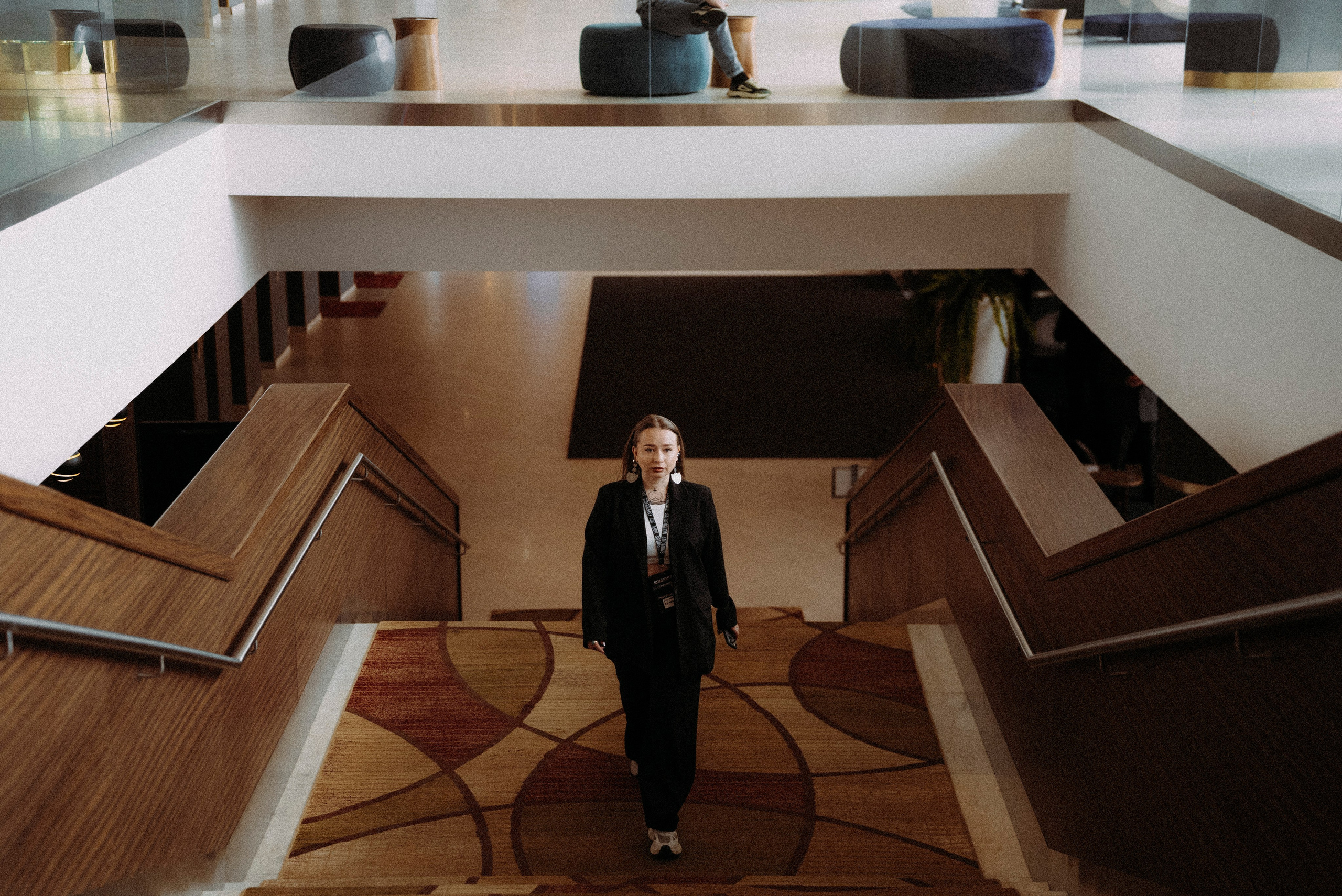 2025. Стрит-фотография, полная абсурда, идиотизма и красоты