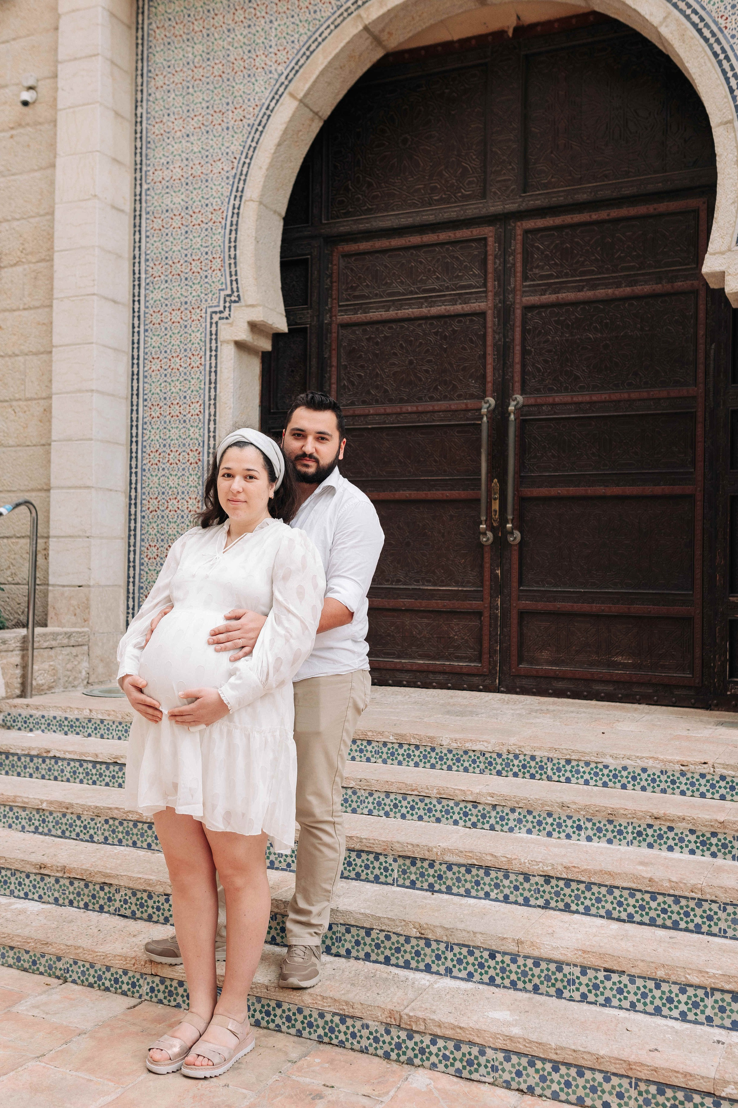EXPECTING A BABY, JERUSALEM. PHOTOGRAPHER IN ISRAEL