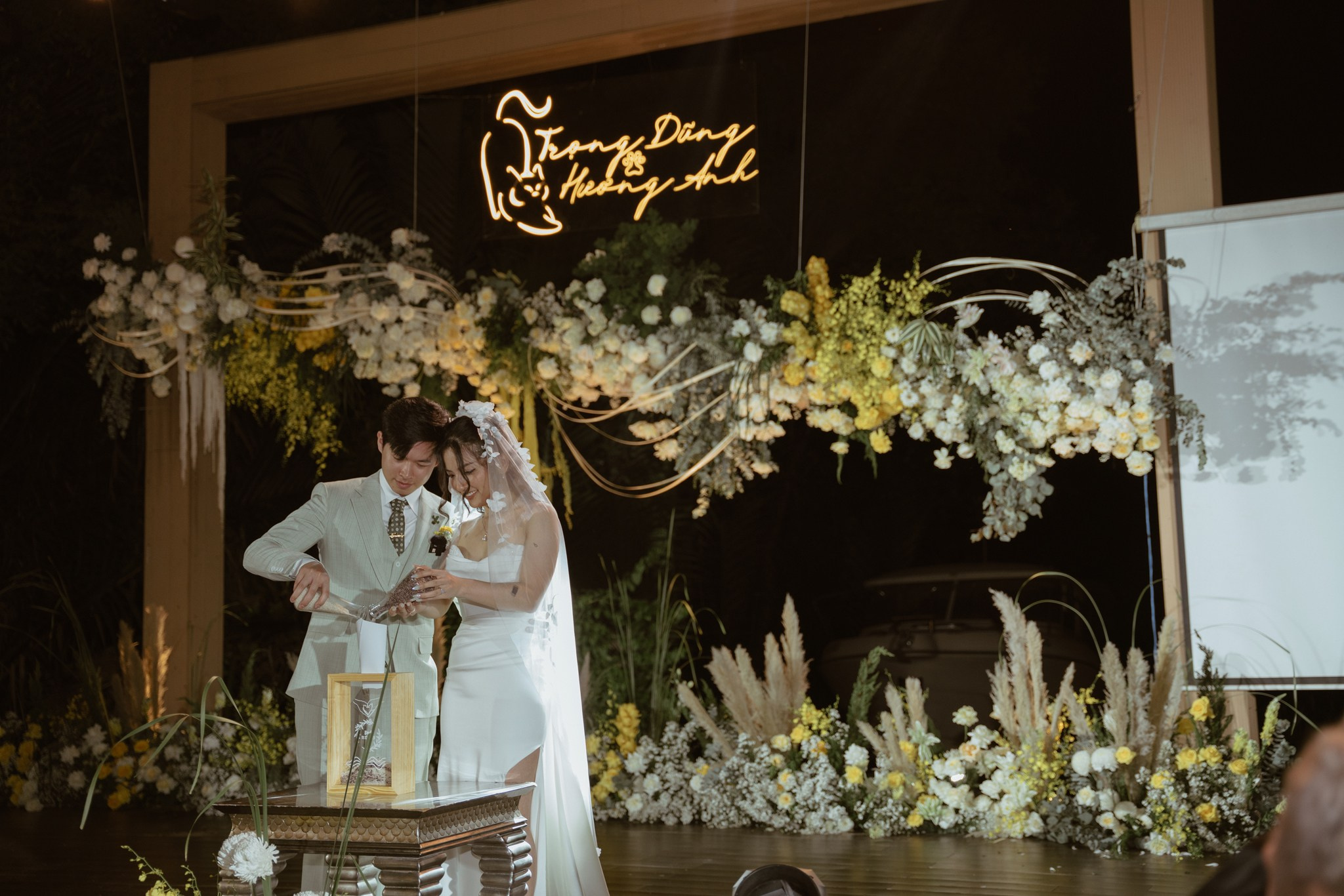 DUNG & ANH. WEDDING PHOTOGRAPHER IN VIETNAM