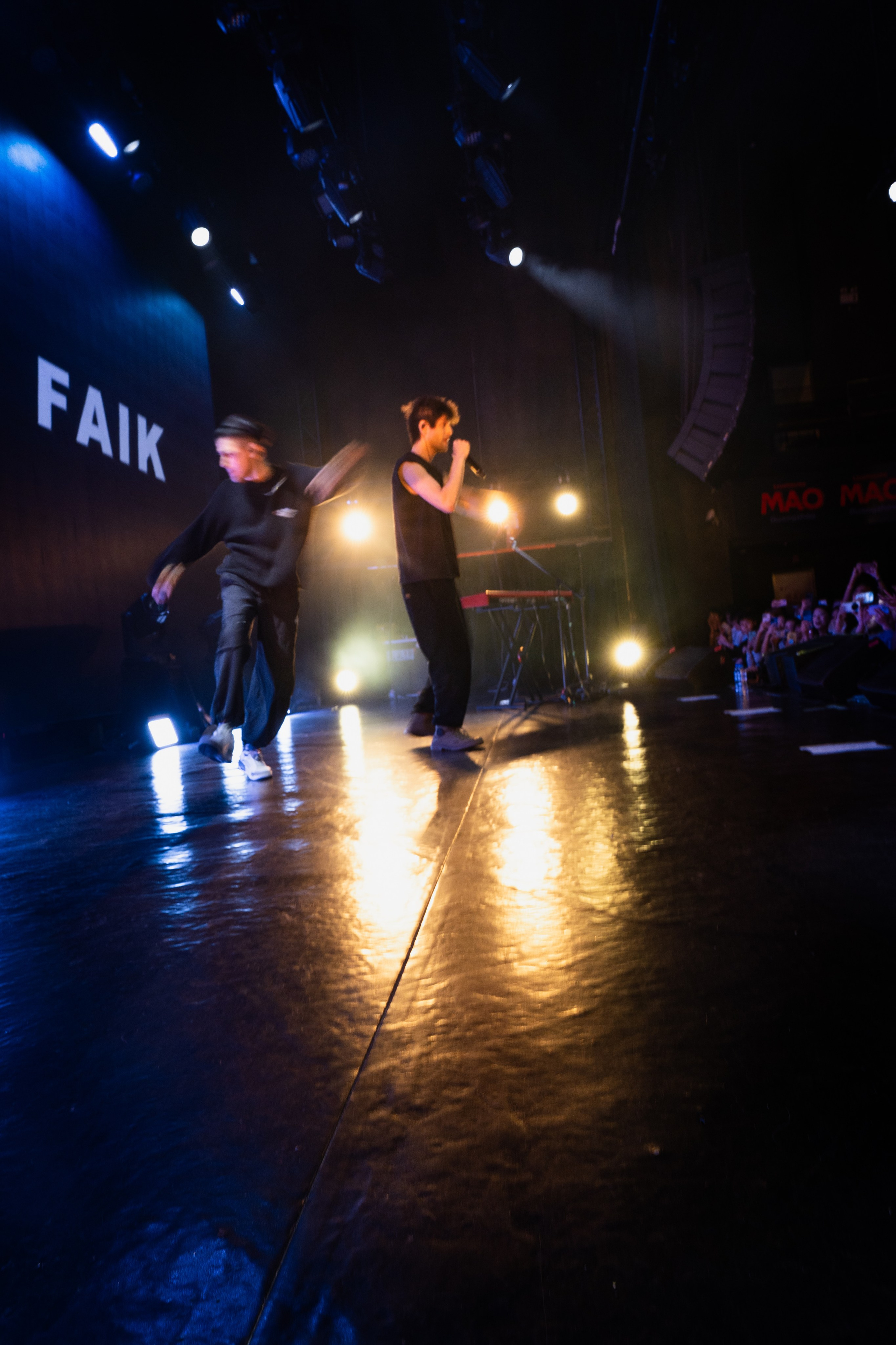 RAUF and FAIK. Фотограф В Гуанчжоу и Шэньчжэнь Андрей Лопатин