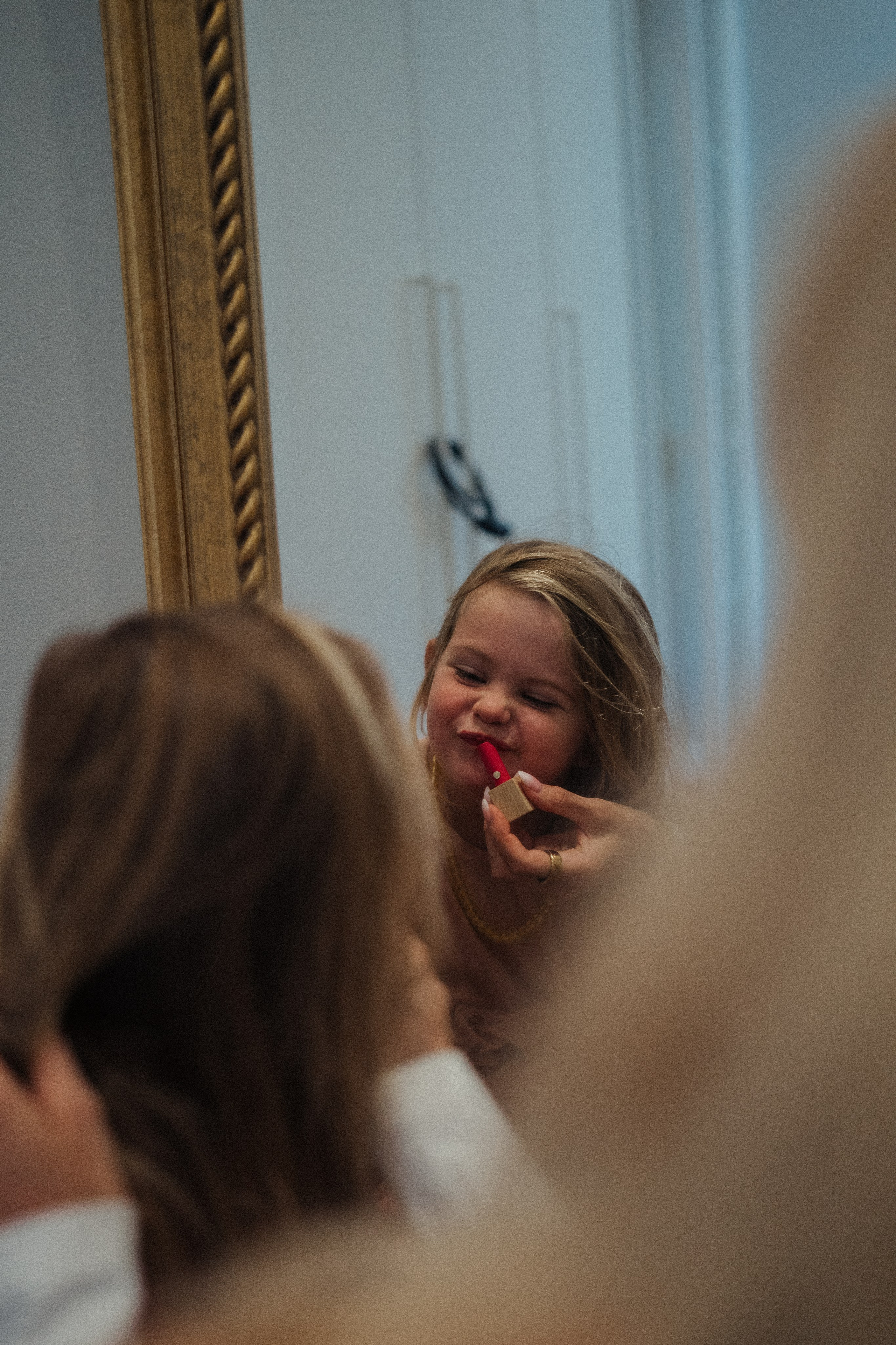 L&H. Wedding and potrait photographer in Helsinki Vickan O