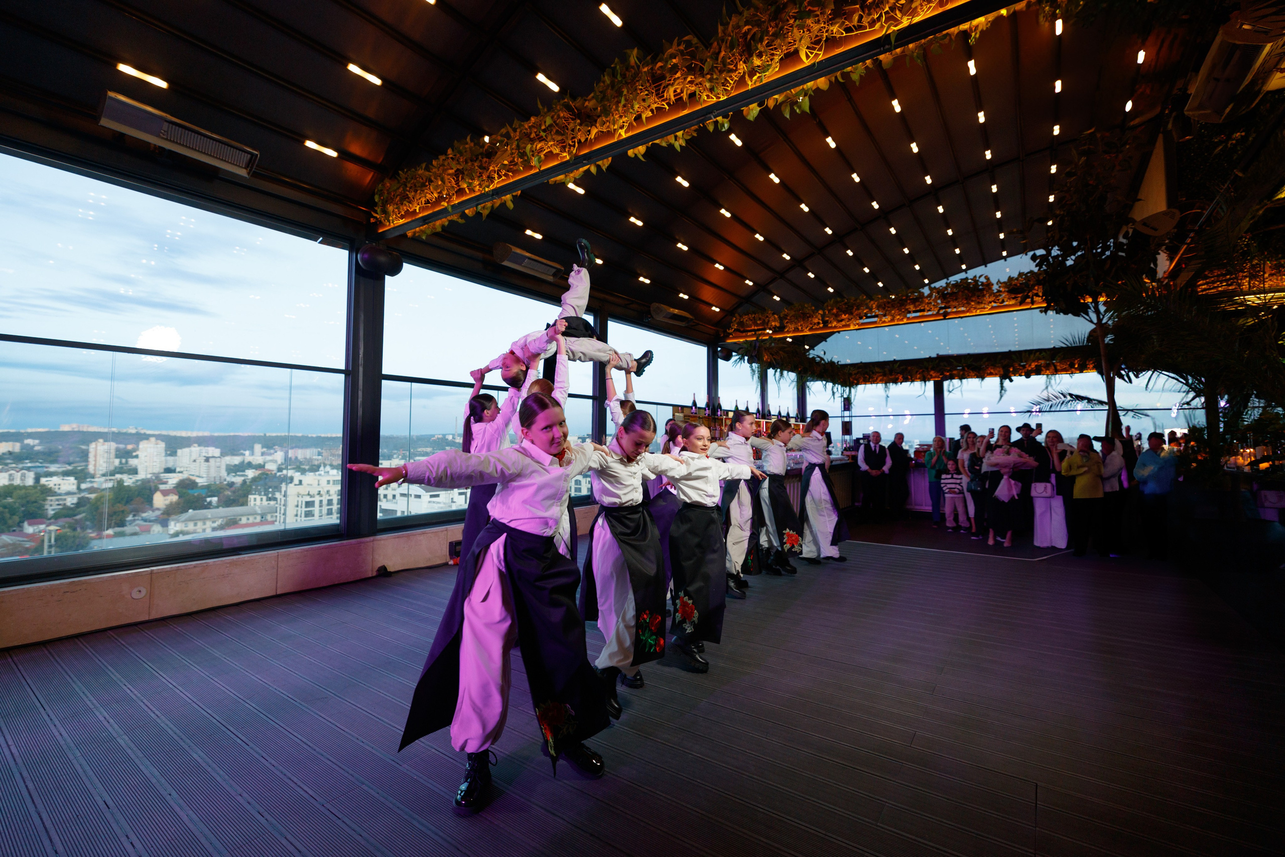 Victor & Andreea | Fotografie de nuntă. Scarlat Photography