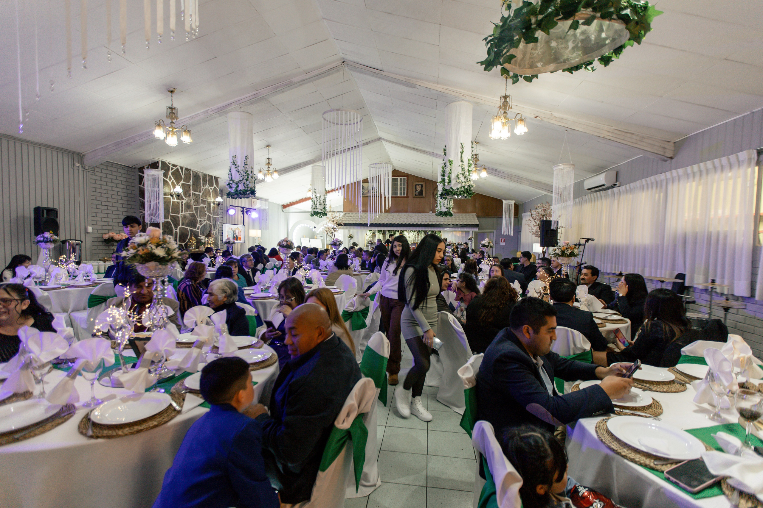 Johana y Edgar. Dinka & Emilio - El arte de preservar lo que no se repite