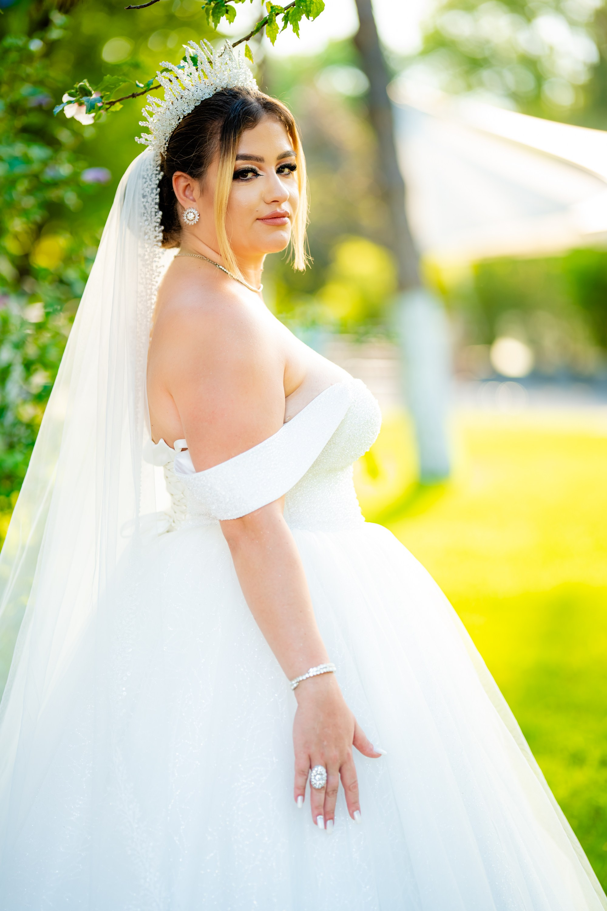 Flori & Mihai. Foto Studio — Fotograf de evenimente, nunti, botezuri, portrete