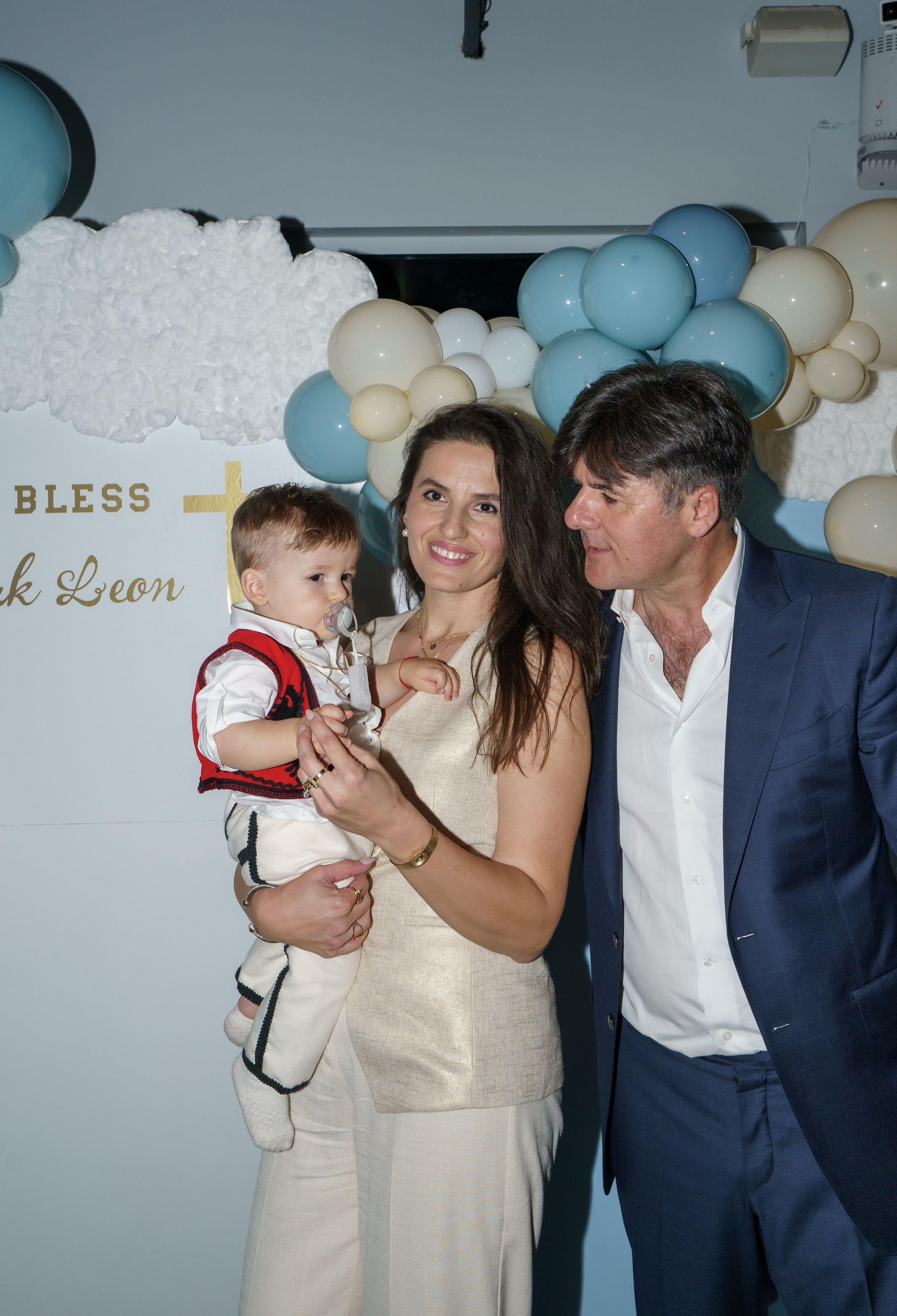 Baby shower. New York + travel photographer