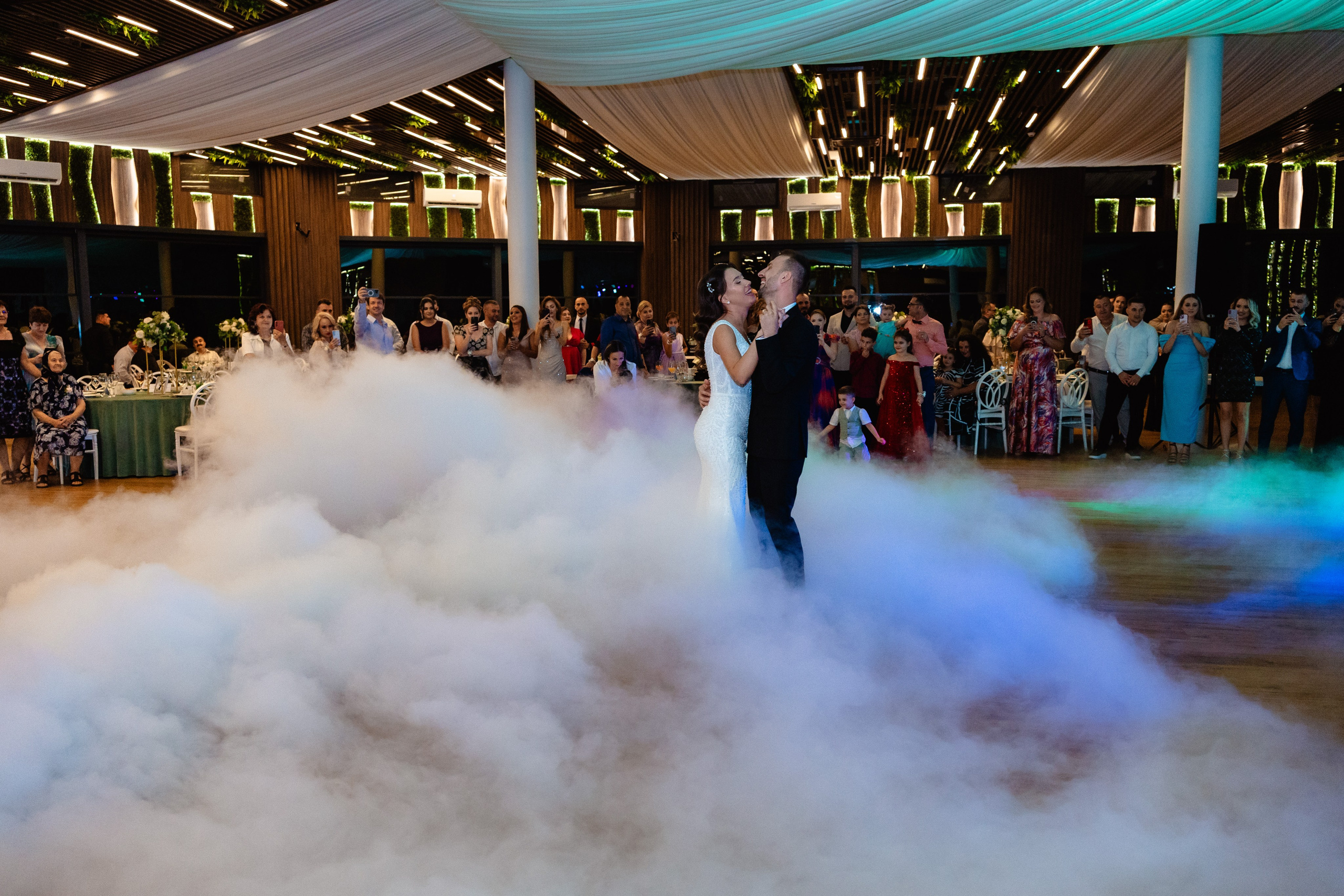 Costi & Madalina. Fotograf de nunta — Ionut Belea dar si evenimente corporate din Romania