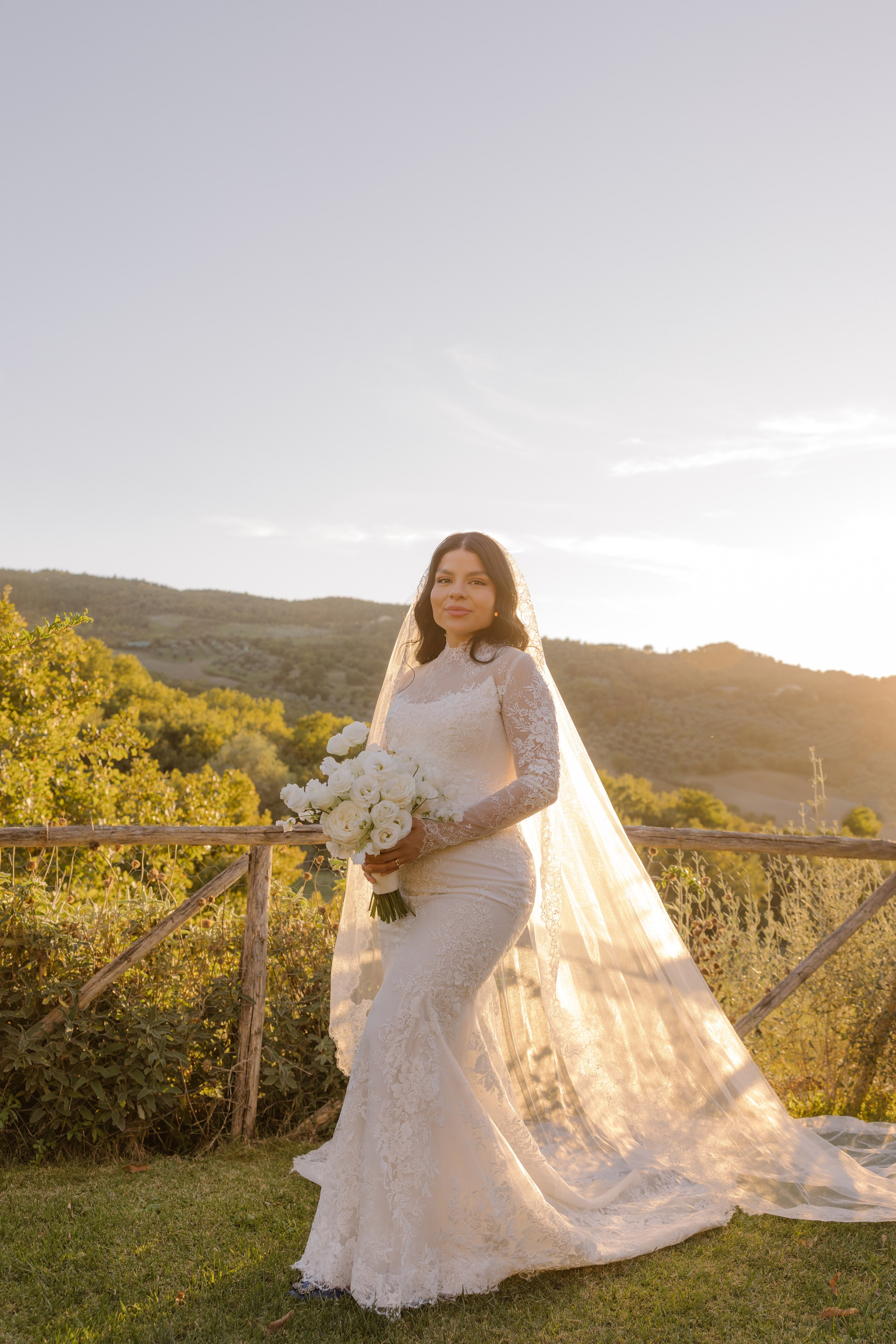 Mitcell&Melanie digital. Wedding photographer Italy