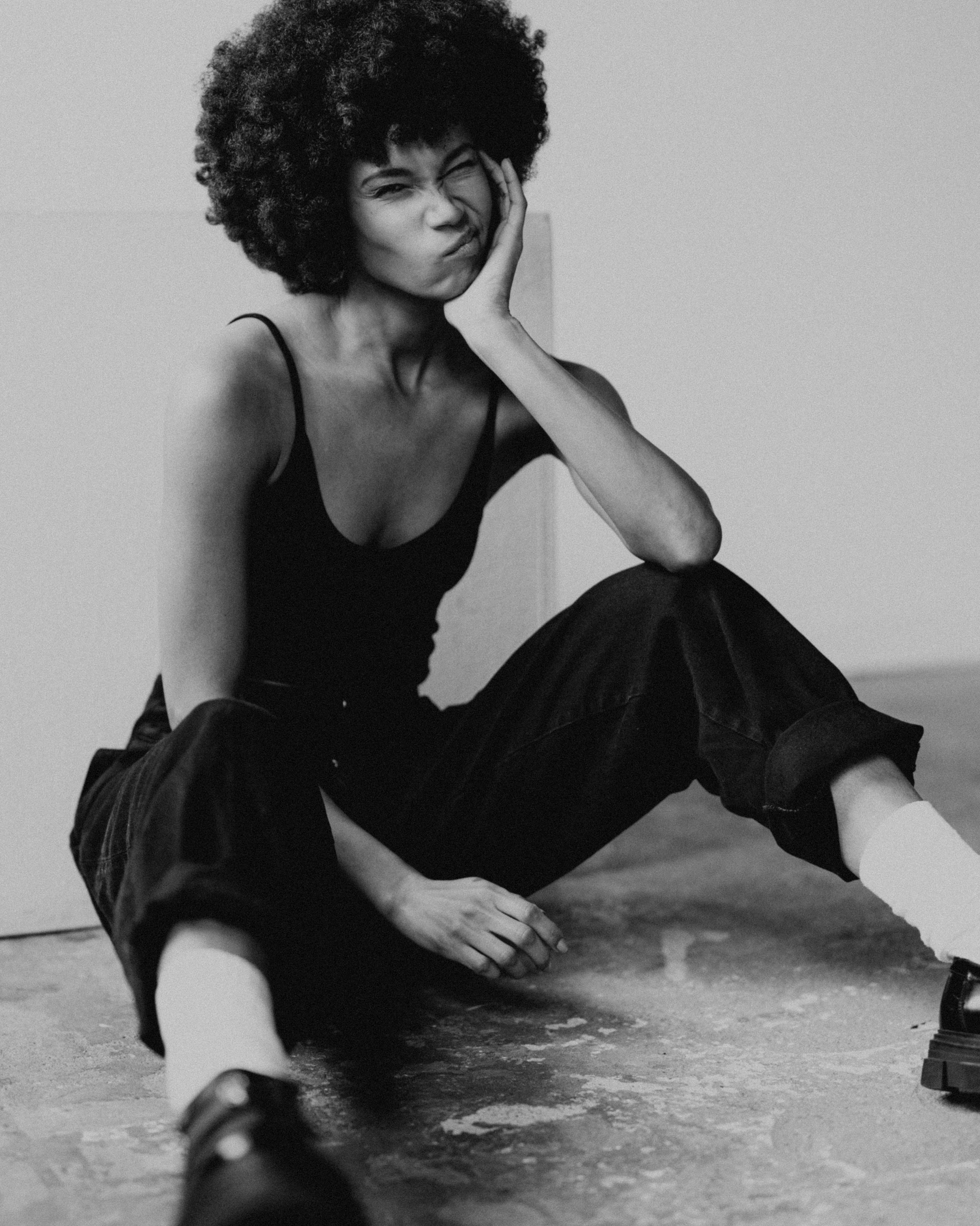 Janine Studio. Modern maternity photographer in Long Island New York