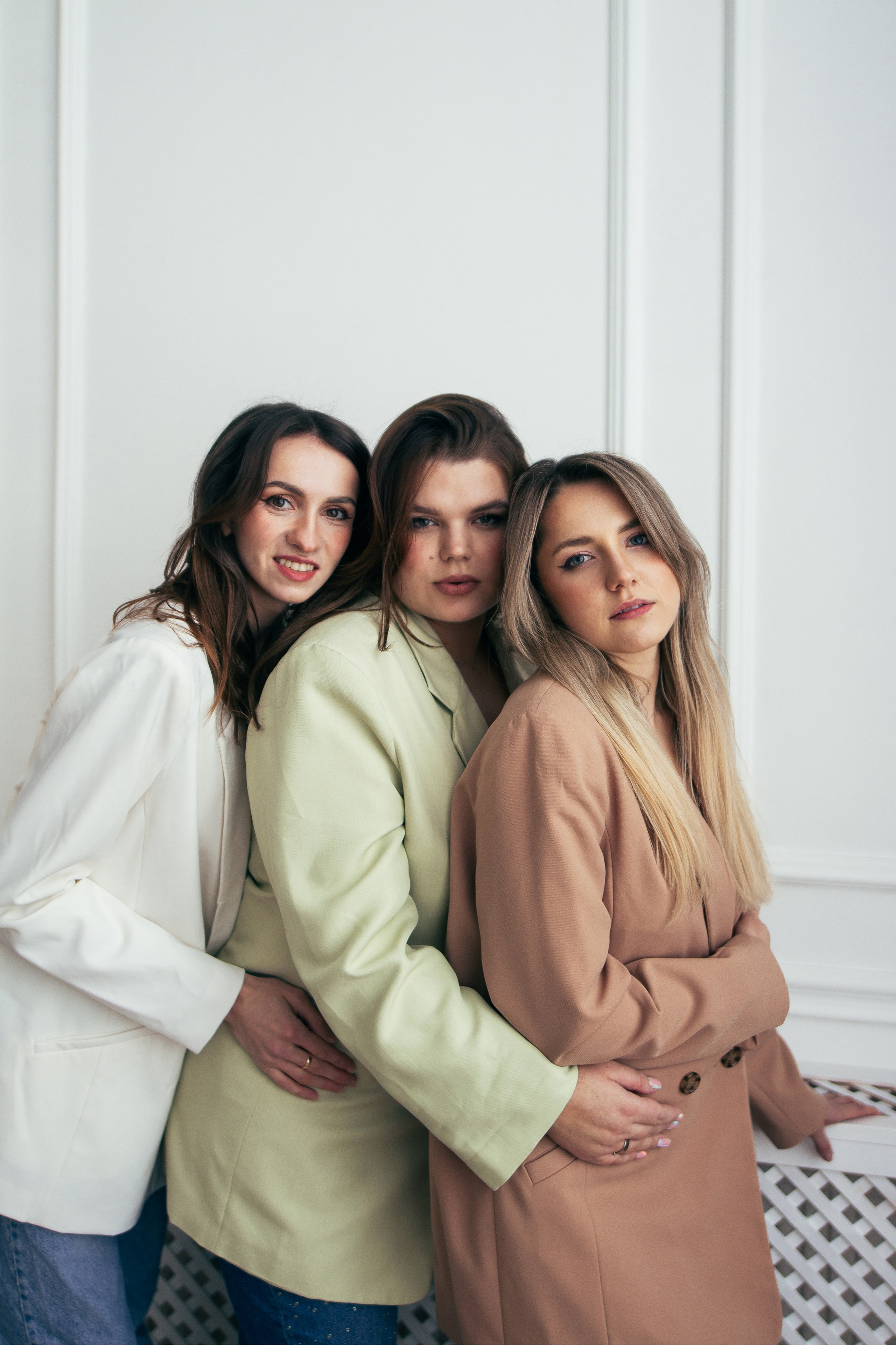 Саша, Настя и Маша. Главная