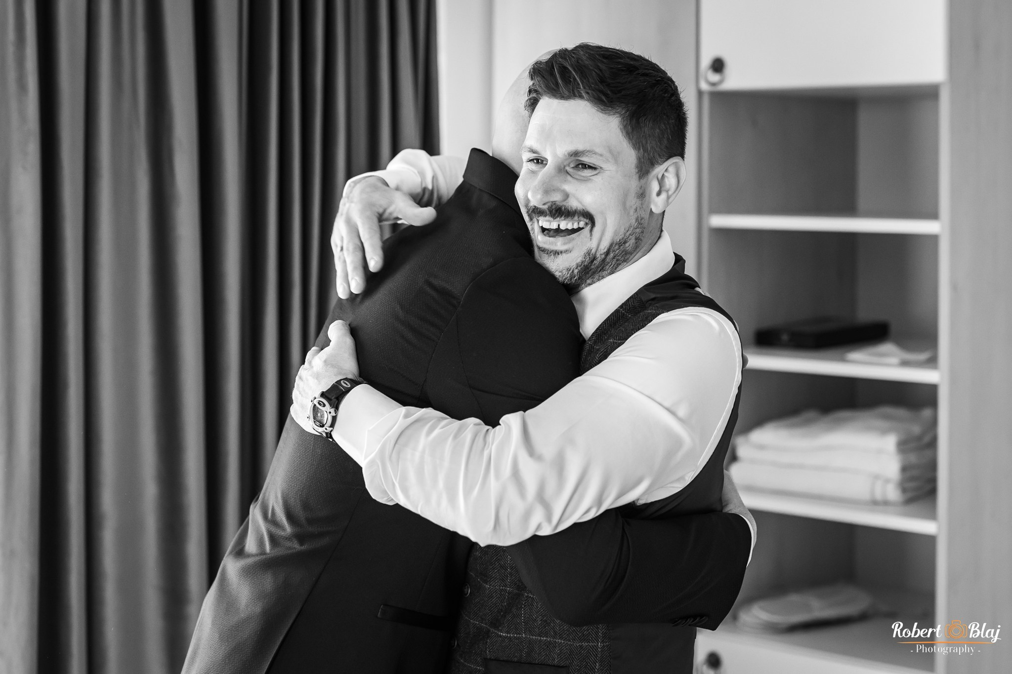 Ioana & Florin. Robert Blaj - Fotograf Nuntă Iași