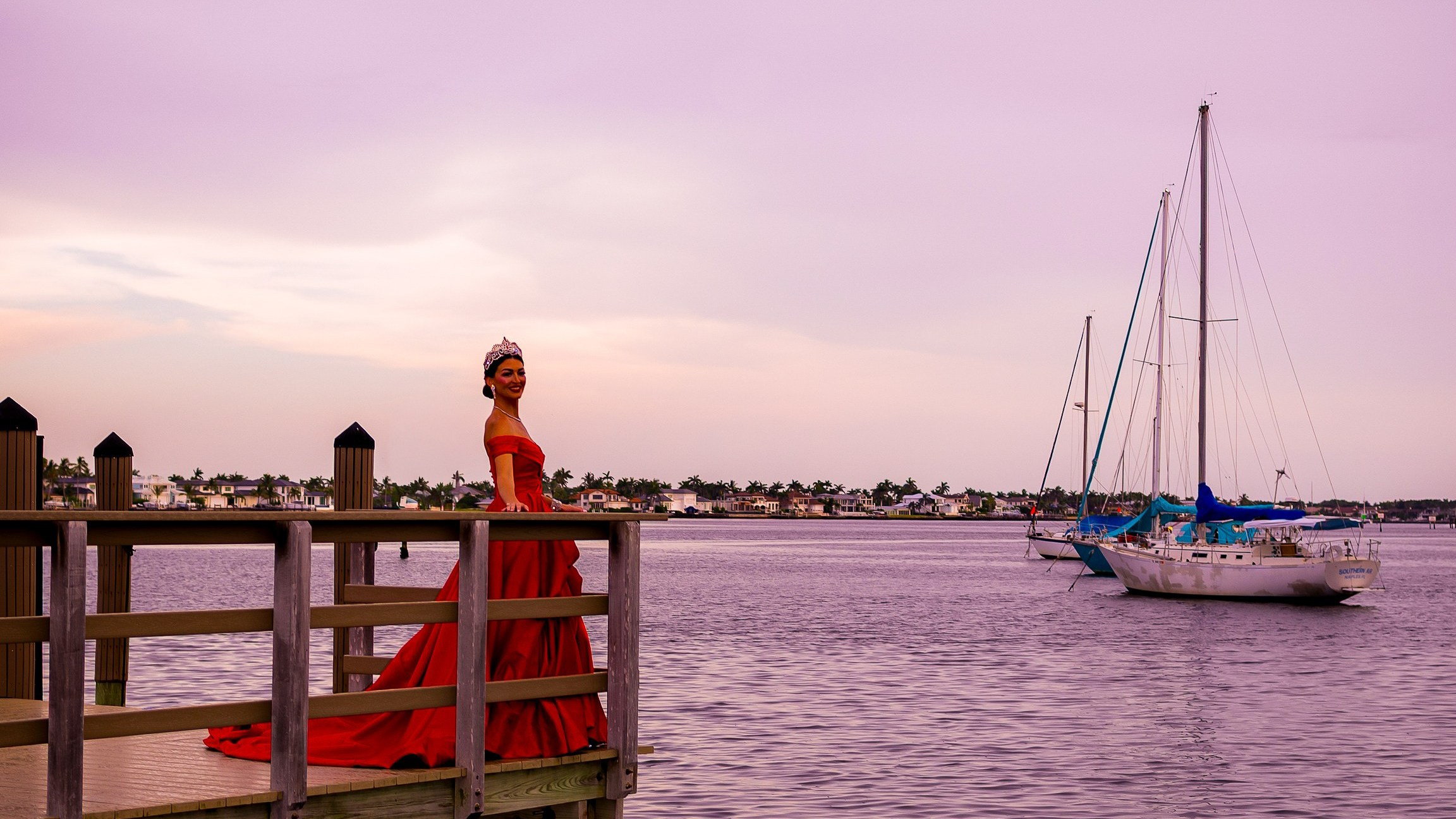 Red Queen Series. Out and About 239