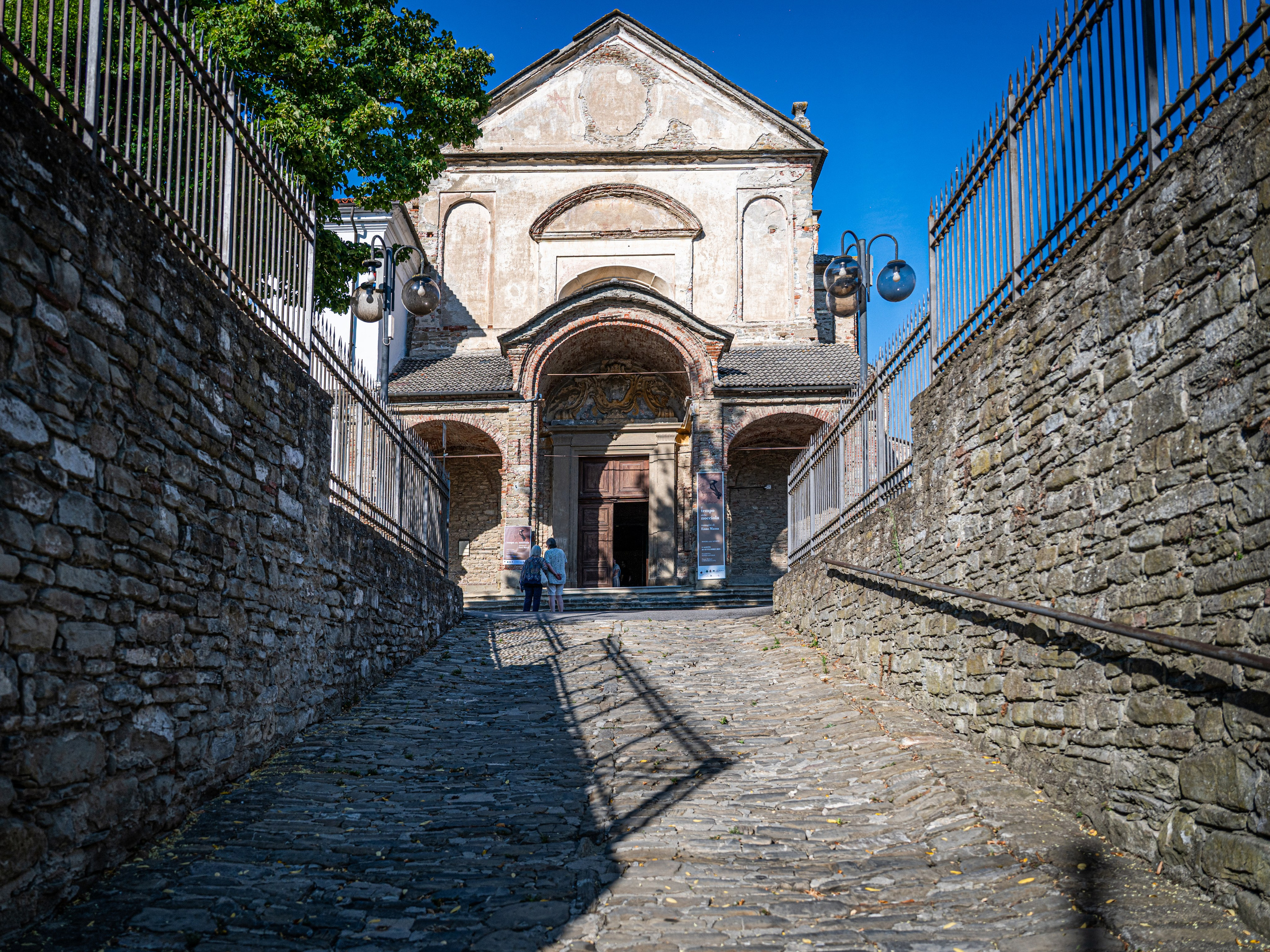 Il Tempo della Nocciola di Enzo Massa. “Gianmaria Coscia fotografo per passione”