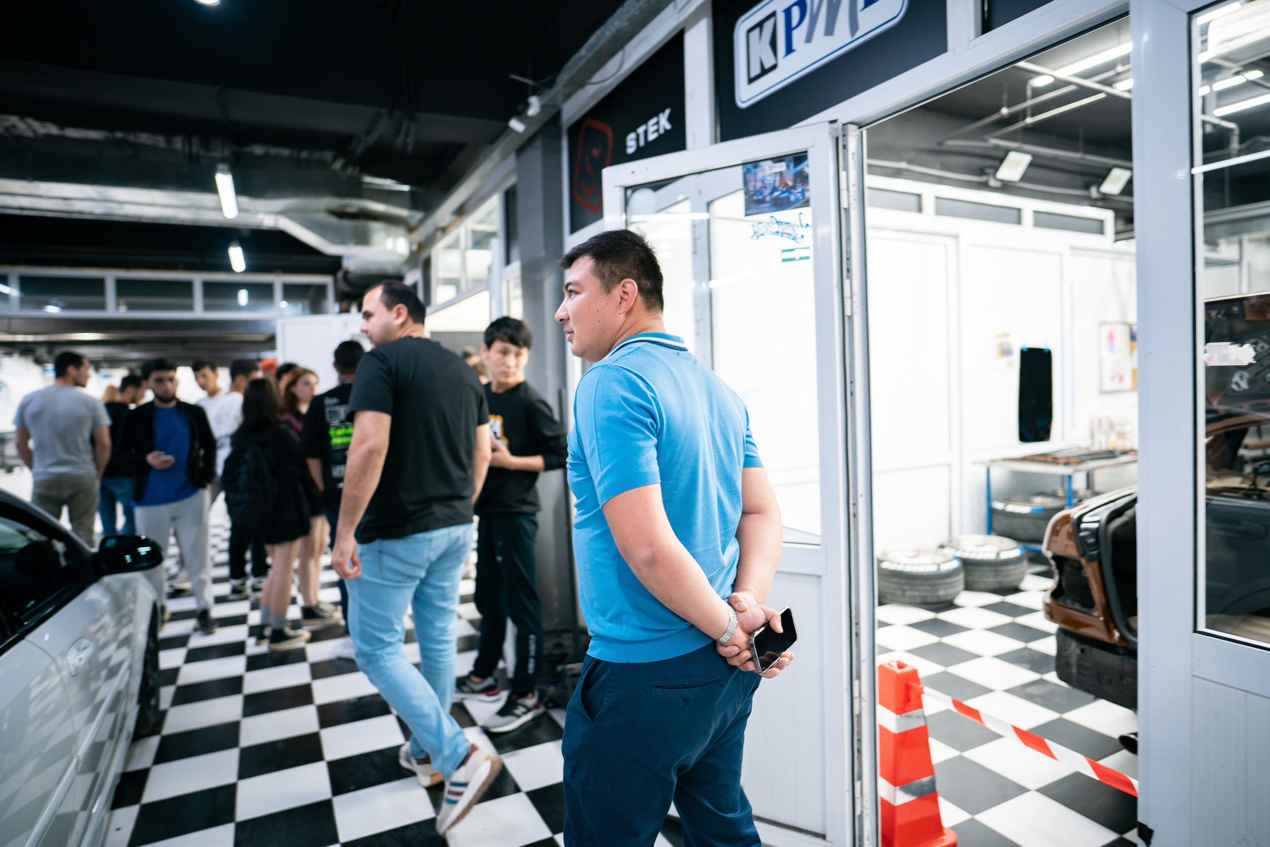 024_Custom. Фотограф Григорий Кравец