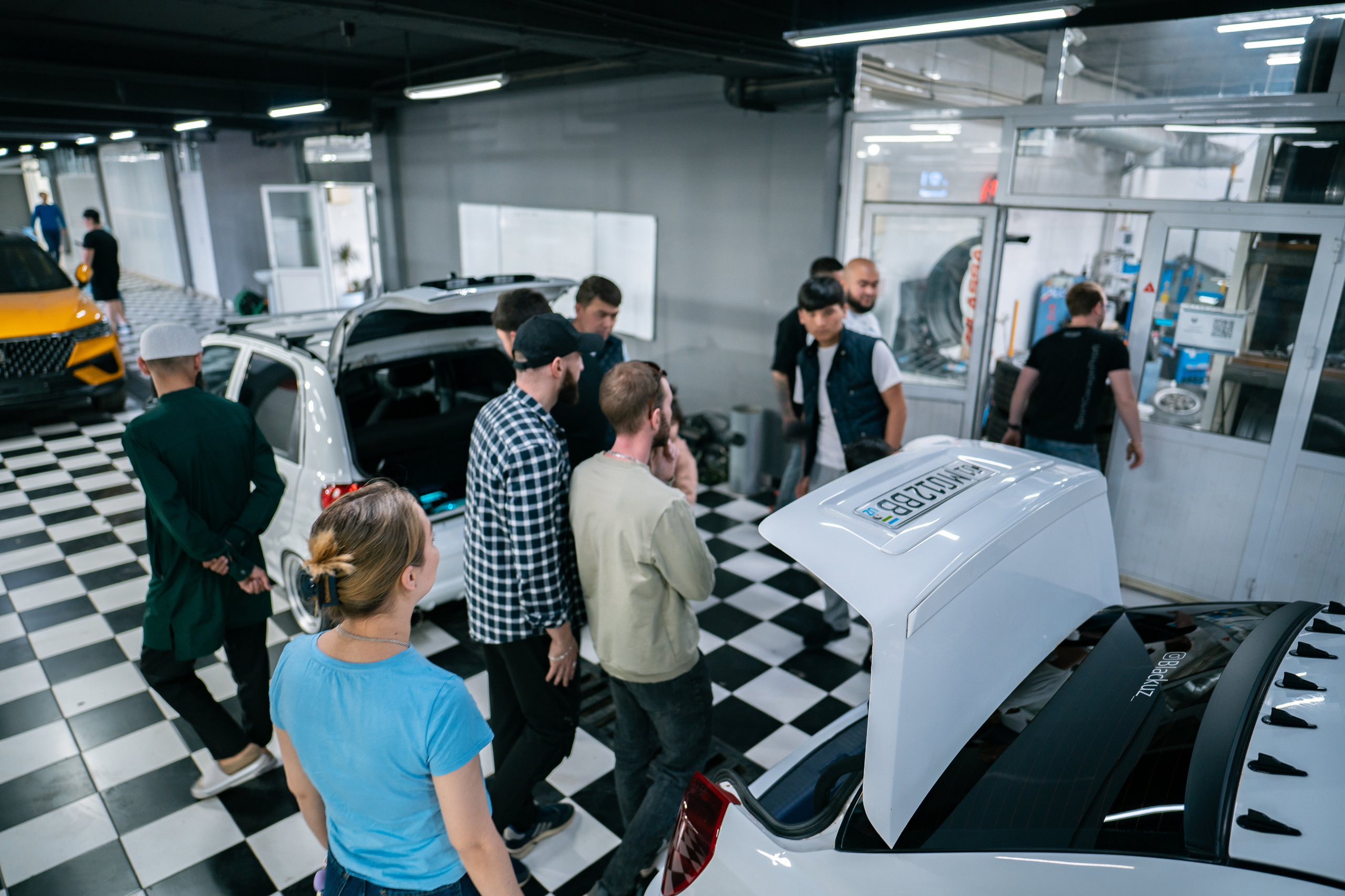 024_Custom. Фотограф Григорий Кравец