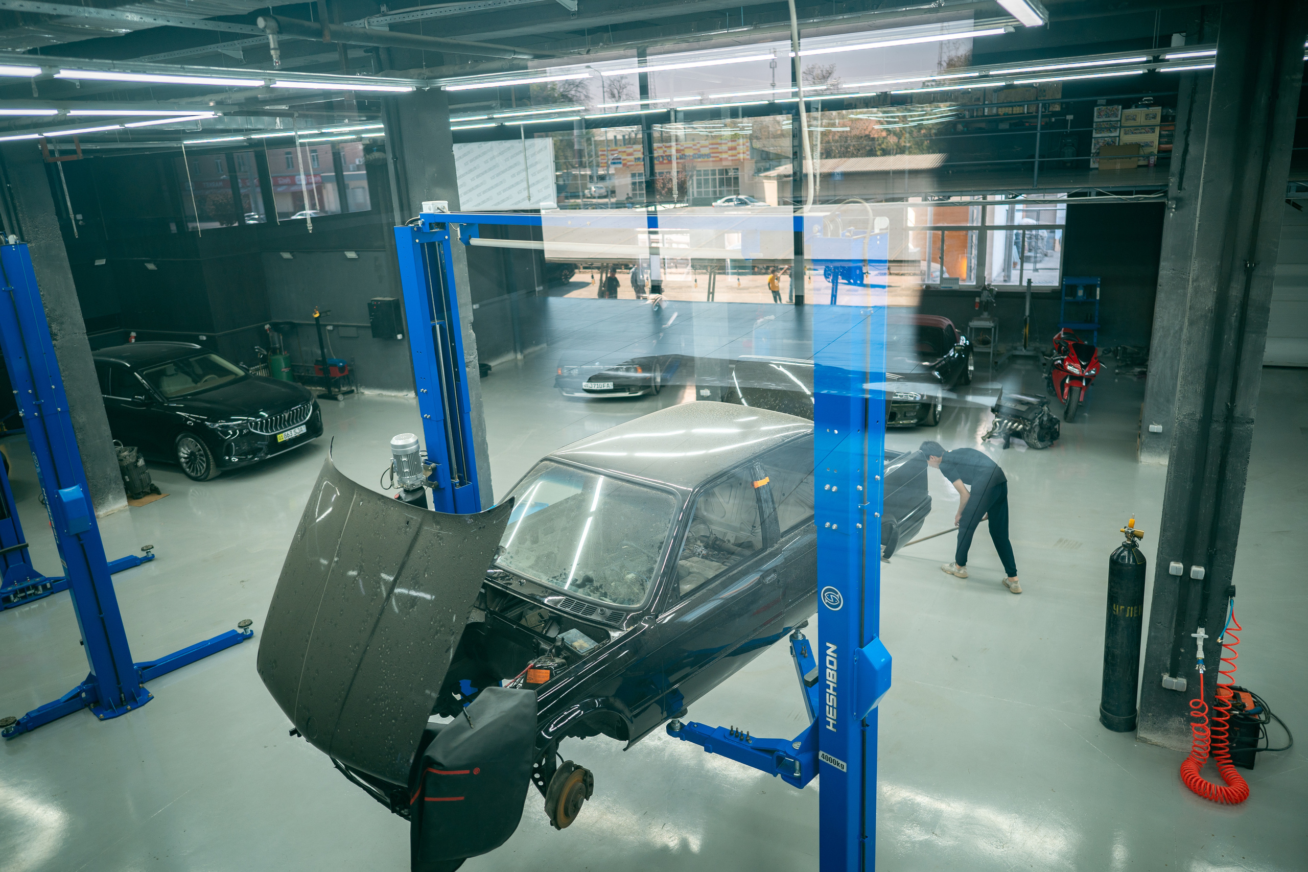 024_Custom. Фотограф Григорий Кравец