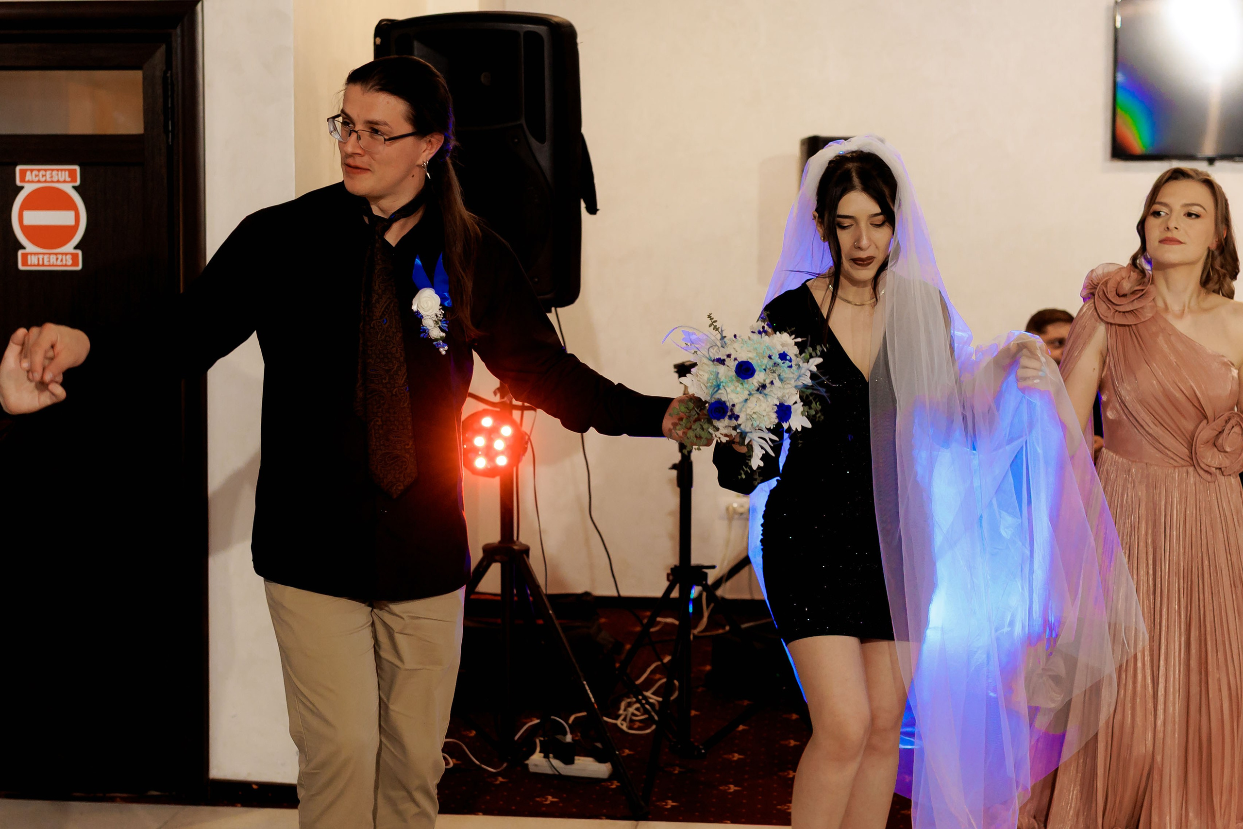 Loredana & Emilian – Ziua Nunții | Videografie - fotografie Botez Suceava, Iași, Botoșani. Servicii foto-video profesionale, pentru momente de neuitat