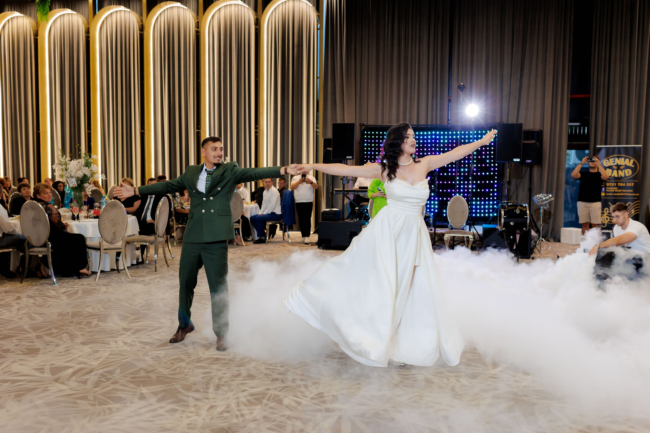 Nunta Nicoleta & Răzvan | Fotografie & Videografie Profesională. Servicii foto-video profesionale, pentru momente de neuitat