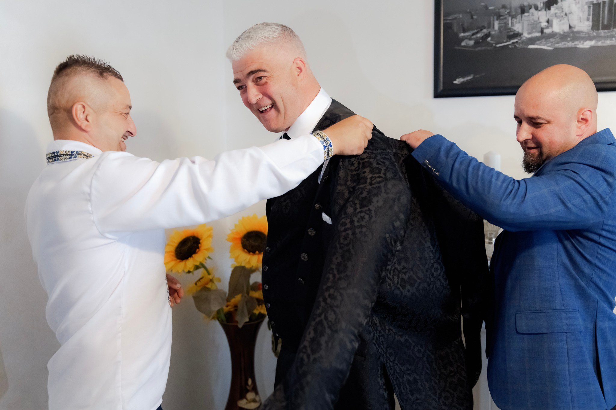 Mihai & Oana. Servicii foto-video profesionale, pentru momente de neuitat