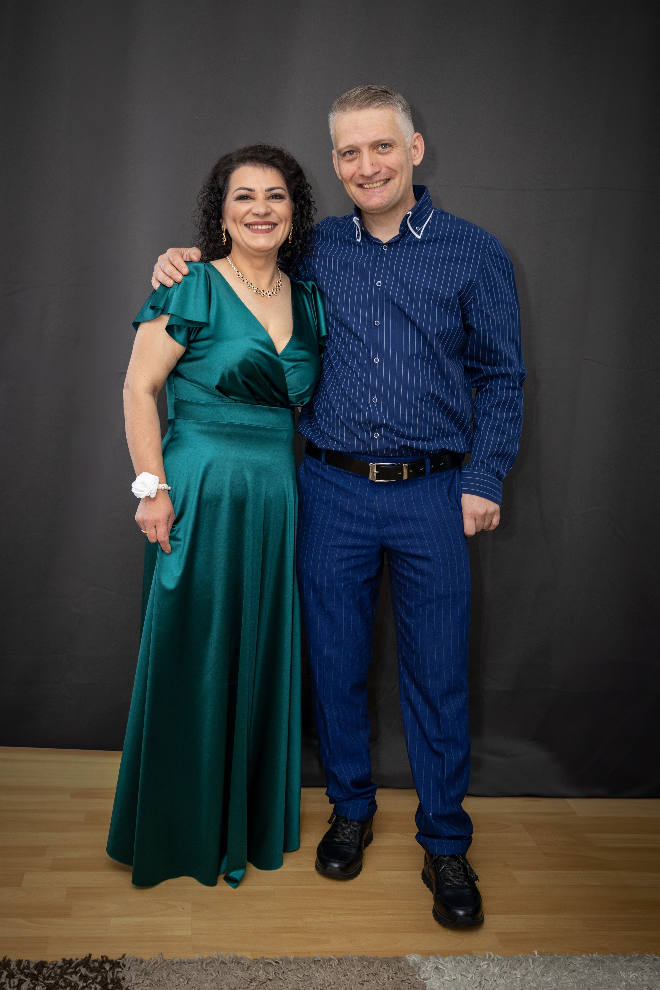 Bogdan si Flori. Fotograf familie, mini studio, evenimente, botez, majorat