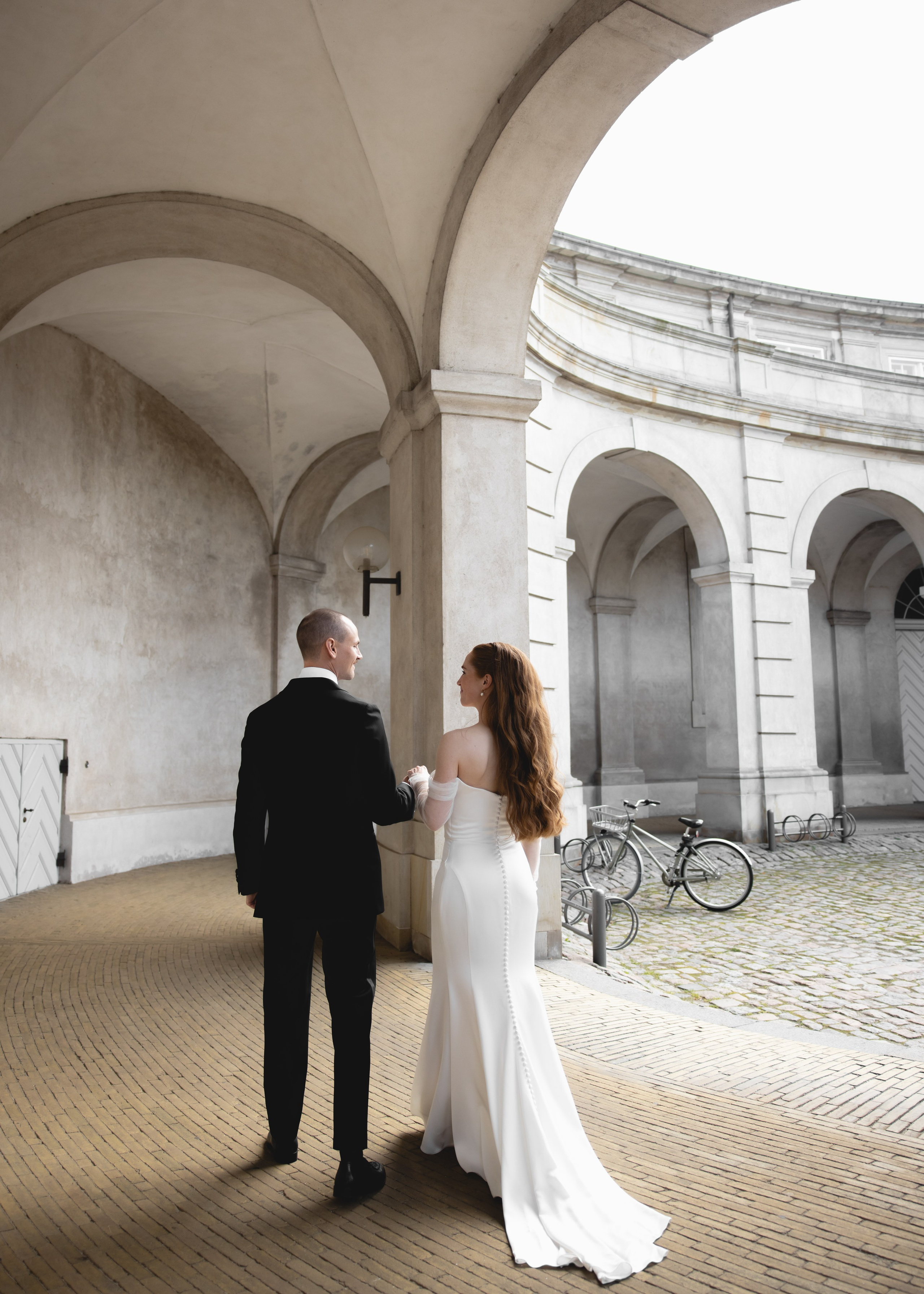 Sofia and Brandon. Professional wedding photographer in Copenhagen, Denmark — Julia Byron