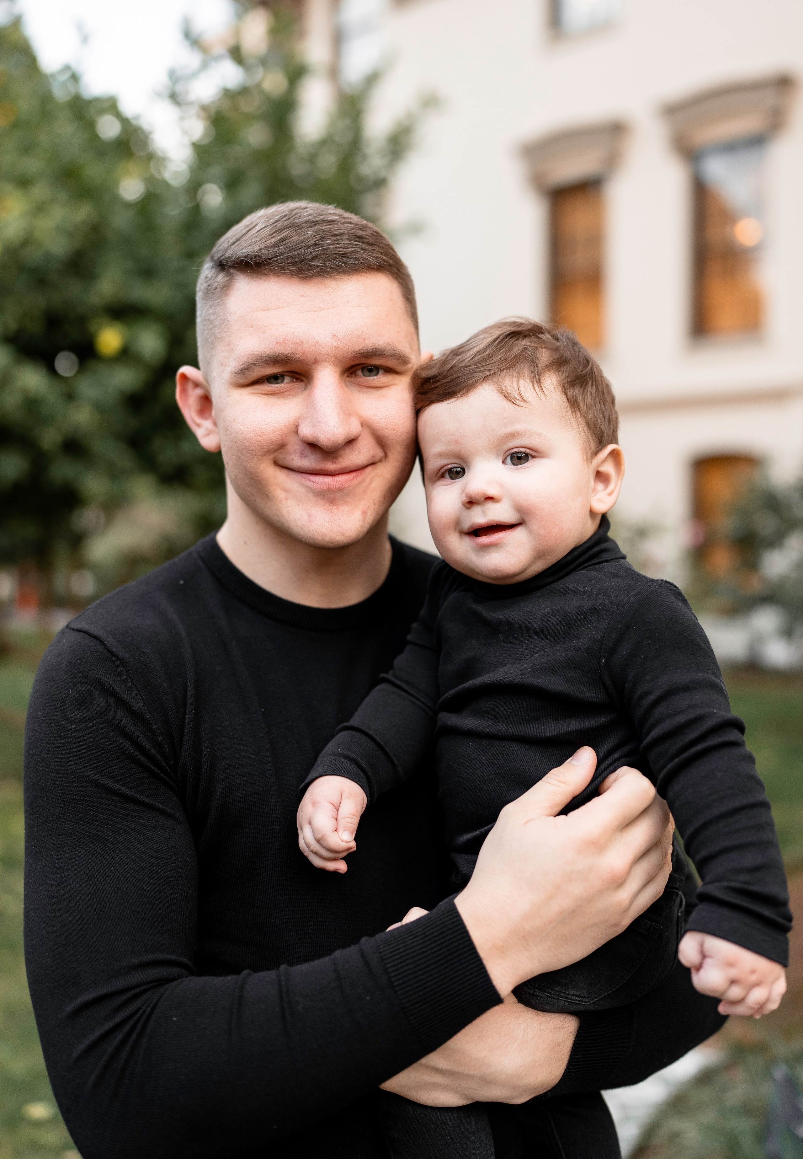 Artem, Nadia & Elisha. Family photographer in Sacramento | Sofia Pavenko