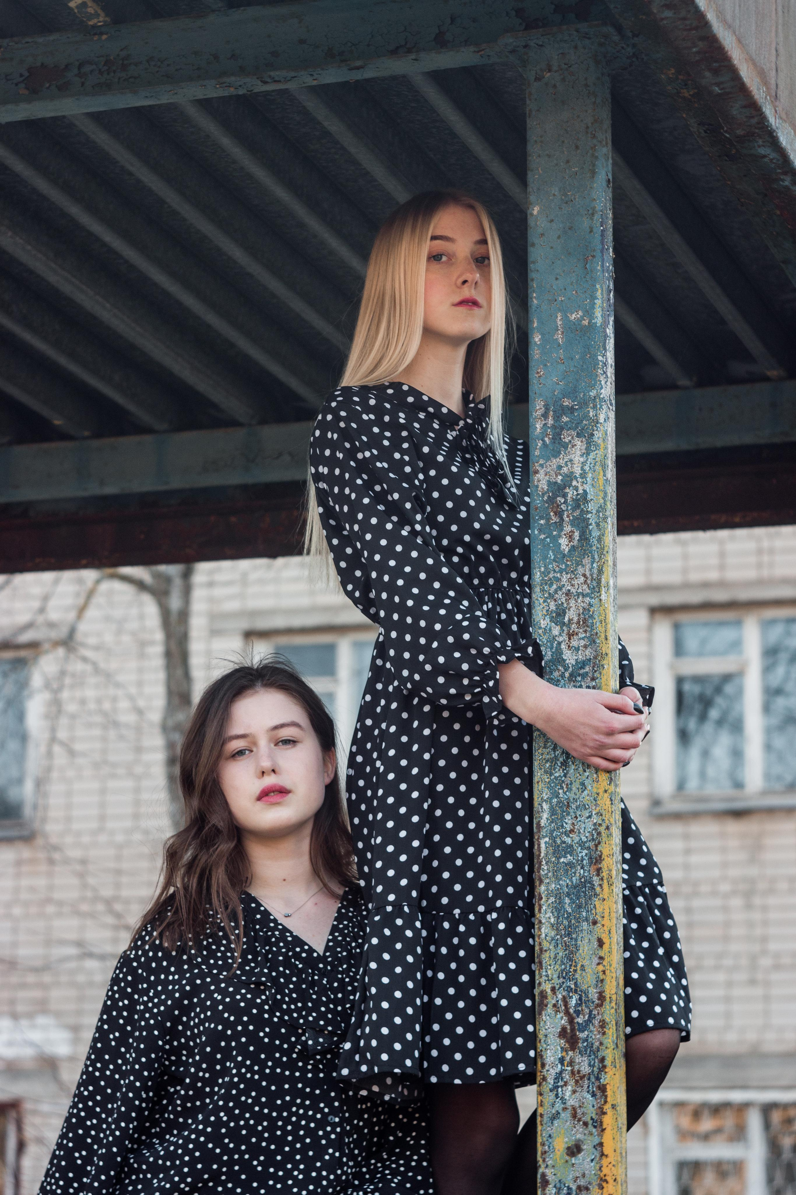 Ana & Akvilė. Fotografė Aleksandra Samozvanova