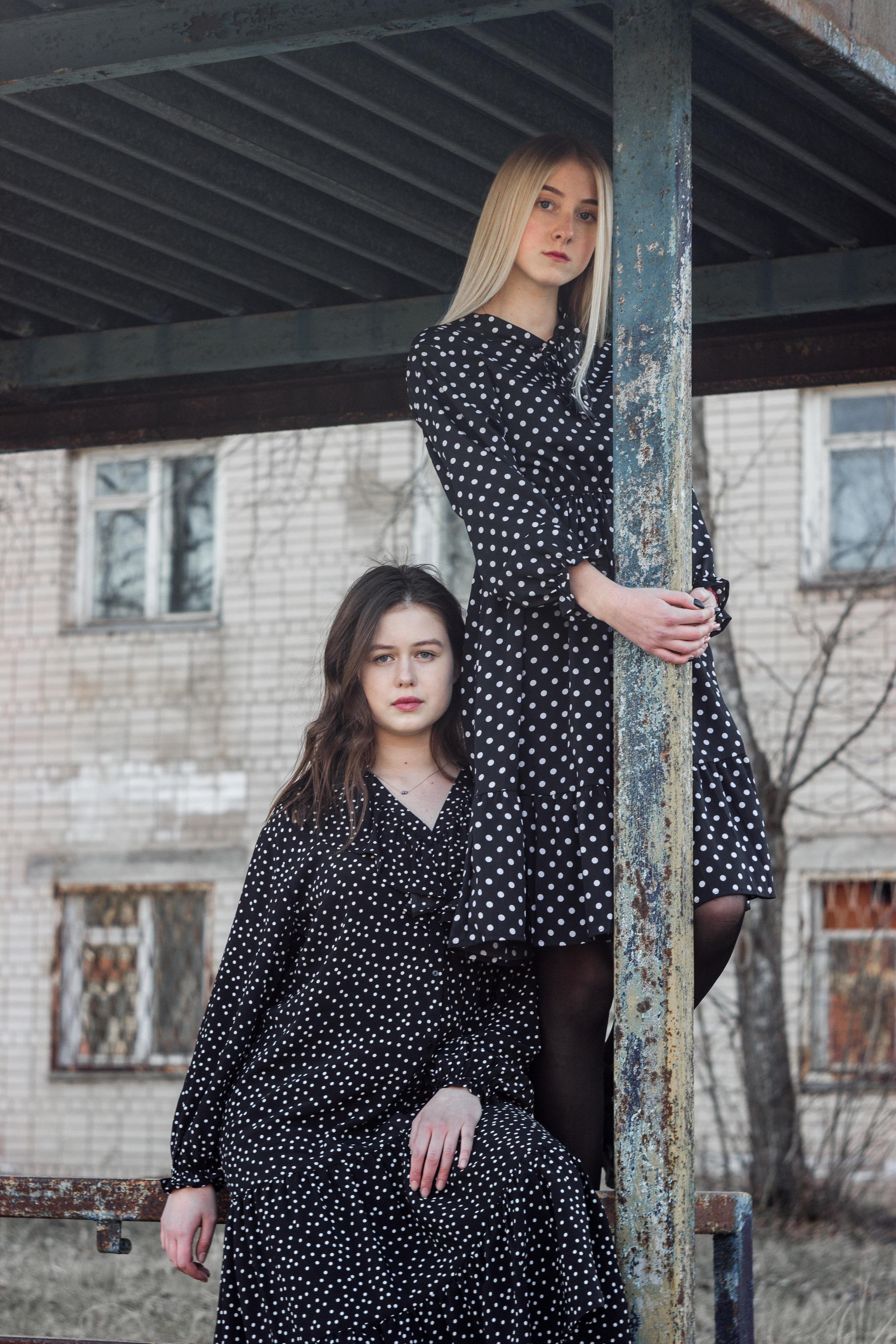 Ana & Akvilė. Fotografė Aleksandra Samozvanova